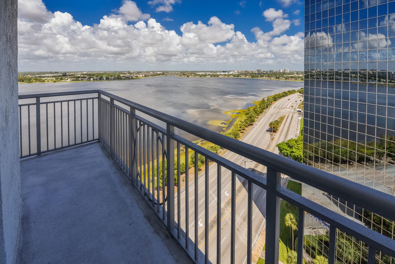 300 S Australian Avenue 1106, West Palm Beach, FL 33401 — photo 10 of 26