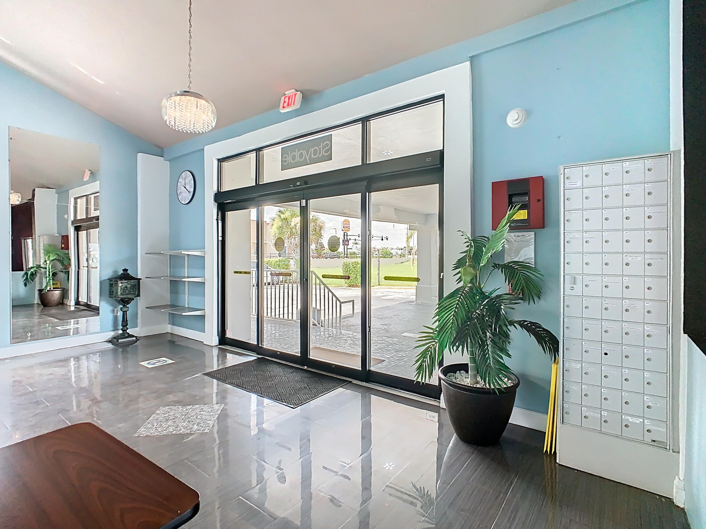 44199 Us-27, Davenport, FL 33897 — photo 8 of 26