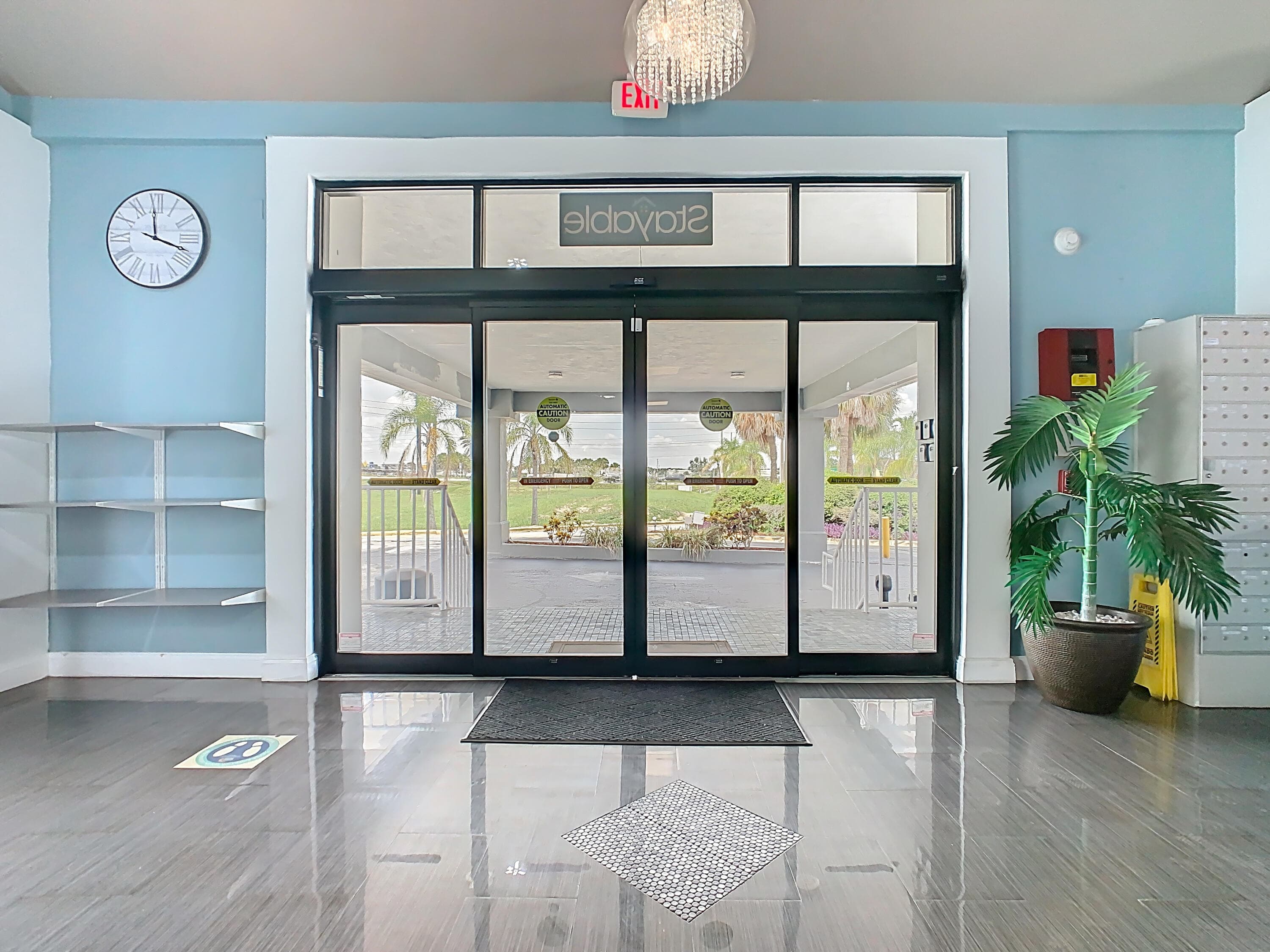 44199 Us-27, Davenport, FL 33897 — photo 9 of 26