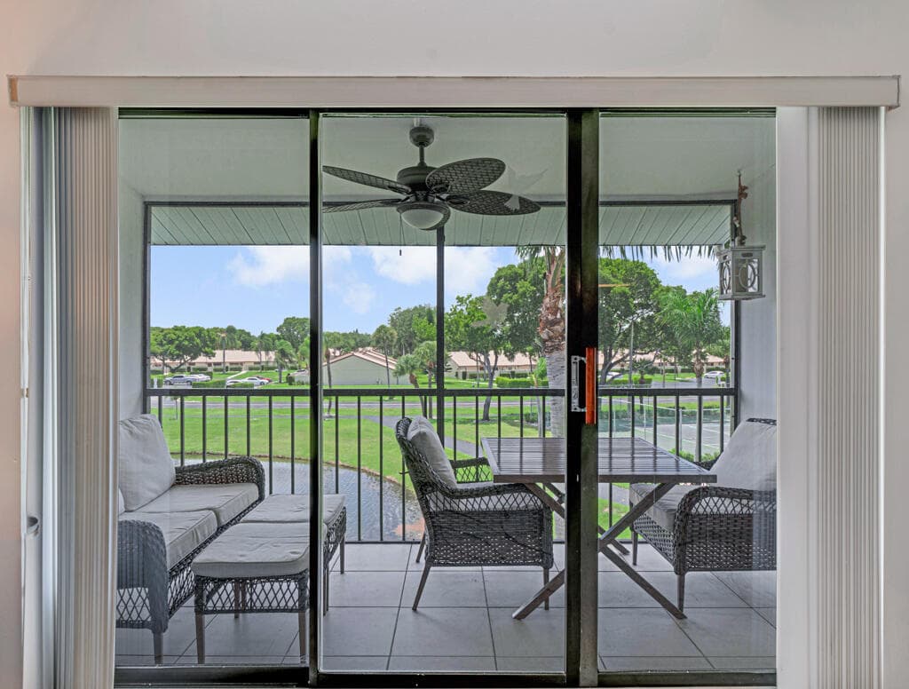 1112 Green Pine Boulevard G3, West Palm Beach, FL 33409 — photo 14 of 36