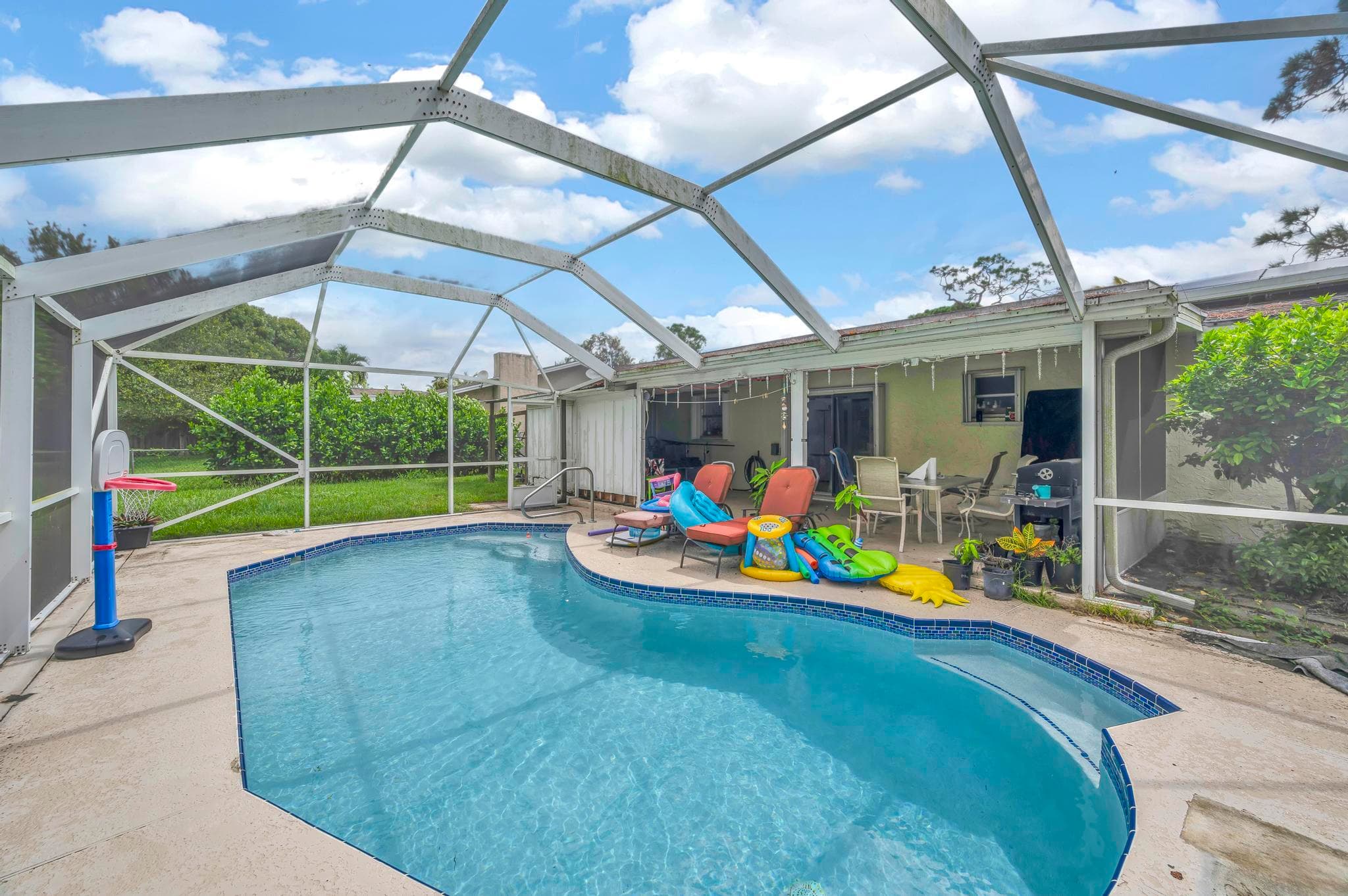 5107 Palm Drive, Fort Pierce, FL 34982 — photo 11 of 31