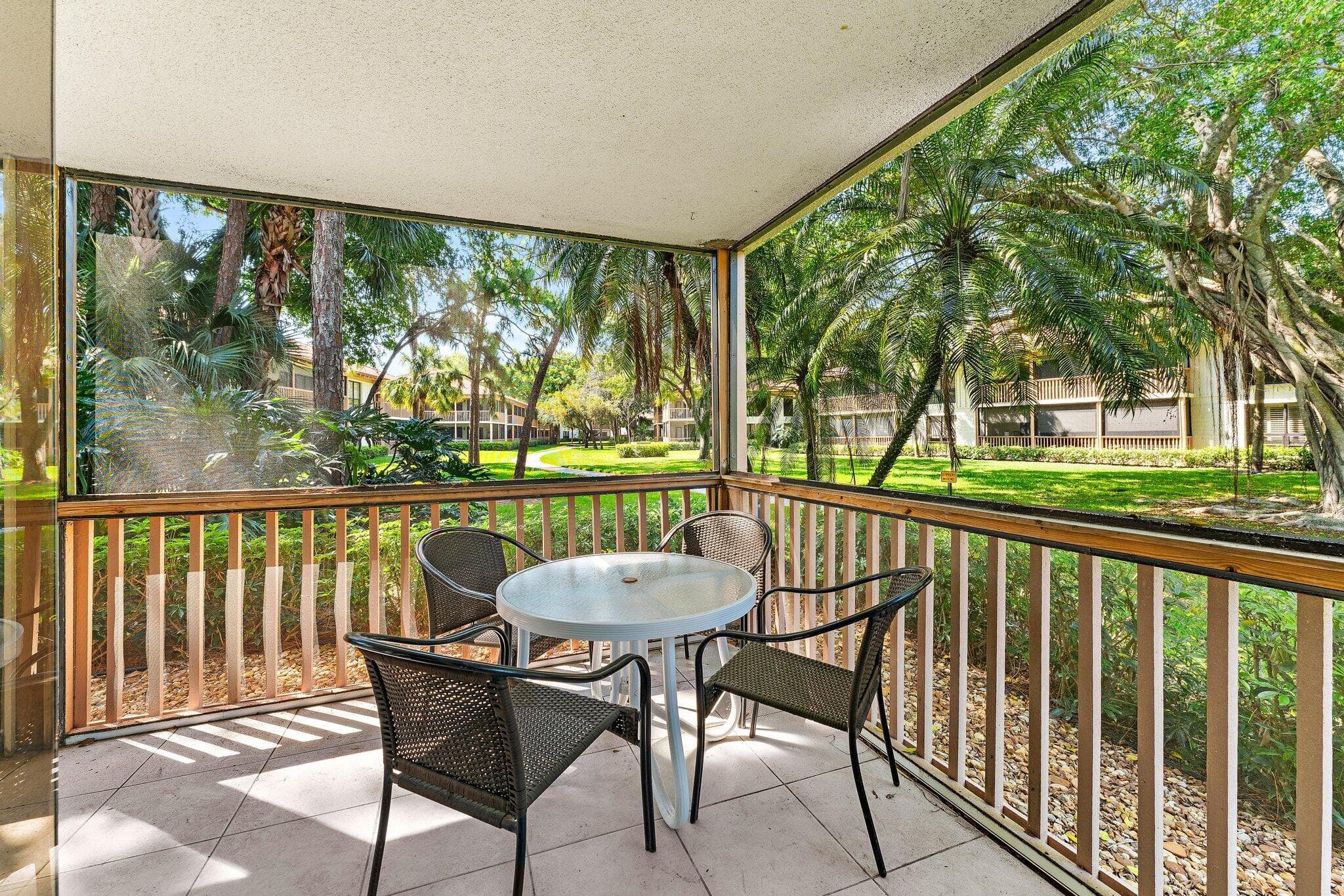 527 Brackenwood Place, Palm Beach Gardens, FL 33418 — photo 26 of 35