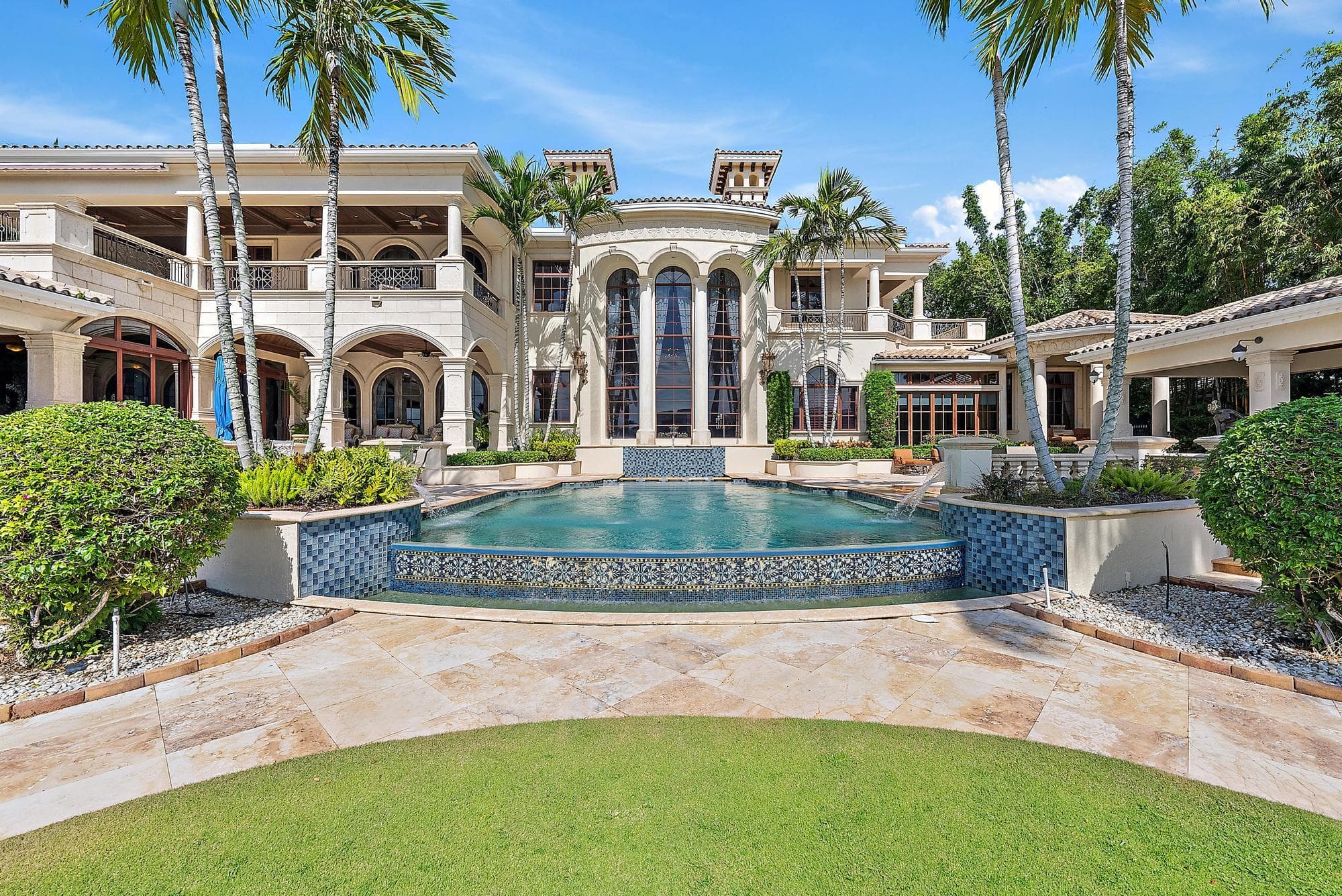 2330 Seven Oaks Lane, Palm Beach Gardens, FL 33410 — photo 9 of 86