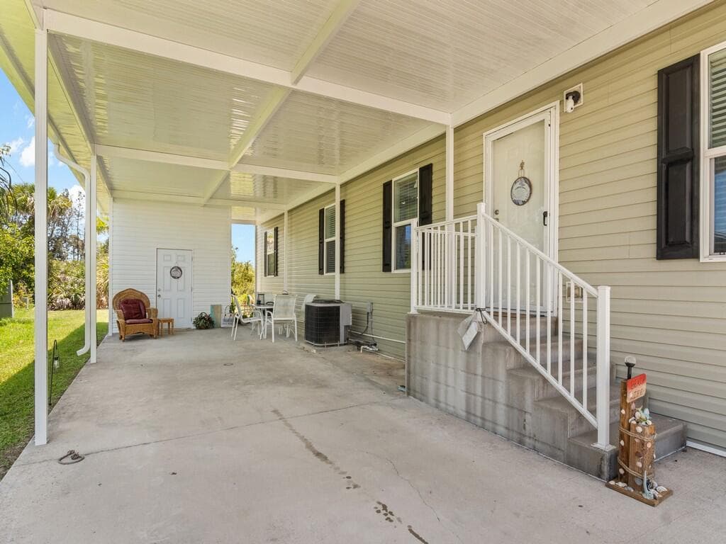 309 Mockingbird Avenue, Fort Pierce, FL 34982 — photo 14 of 22