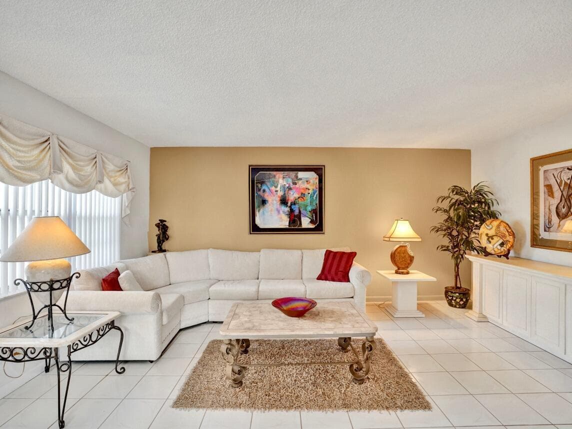 298 Burgundy G, Delray Beach, FL 33484 — photo 7 of 41