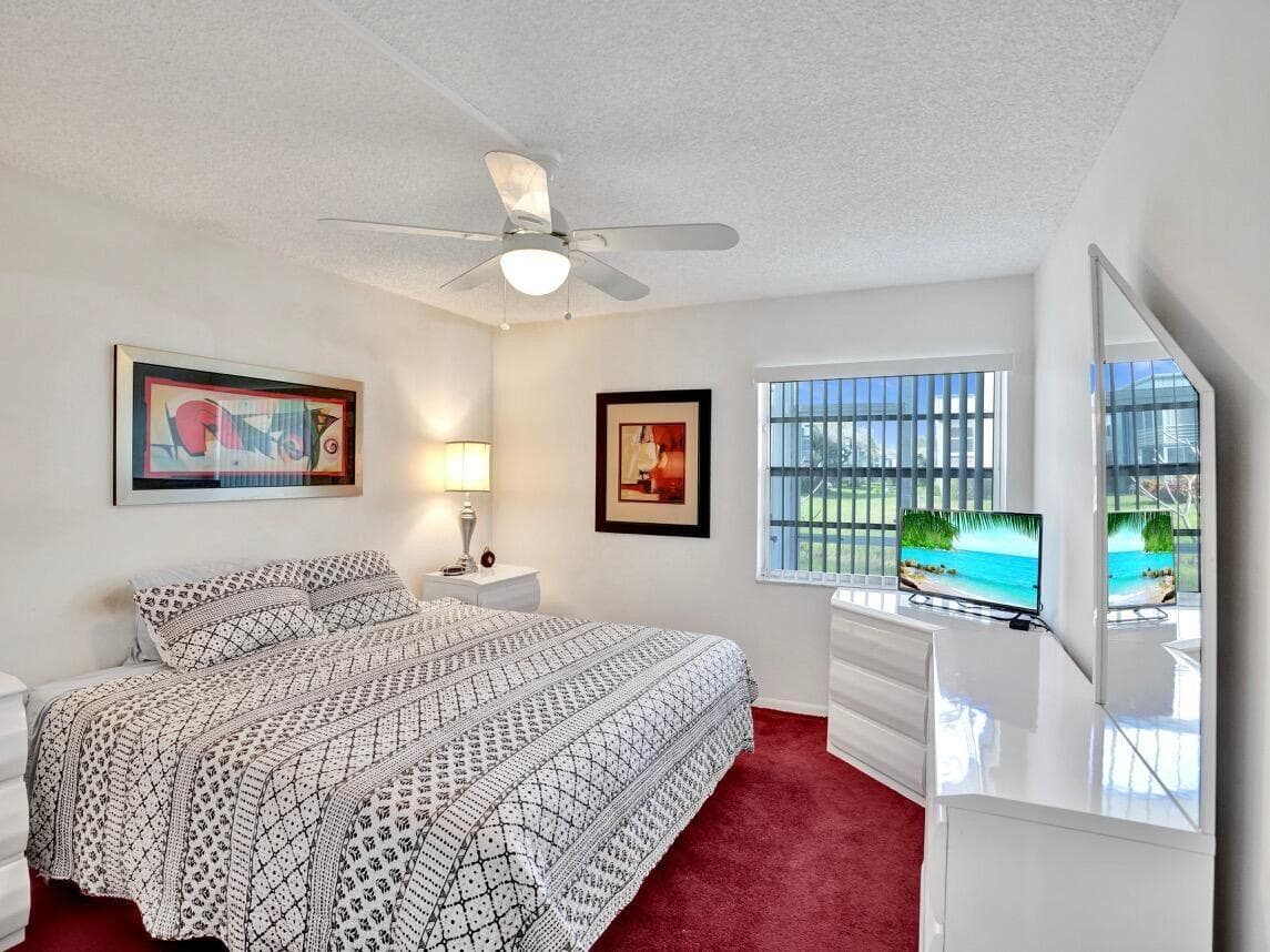 298 Burgundy G, Delray Beach, FL 33484 — photo 17 of 41
