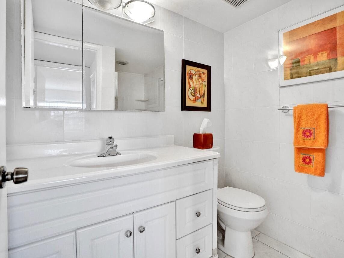298 Burgundy G, Delray Beach, FL 33484 — photo 21 of 41