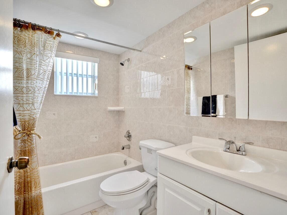 298 Burgundy G, Delray Beach, FL 33484 — photo 25 of 41