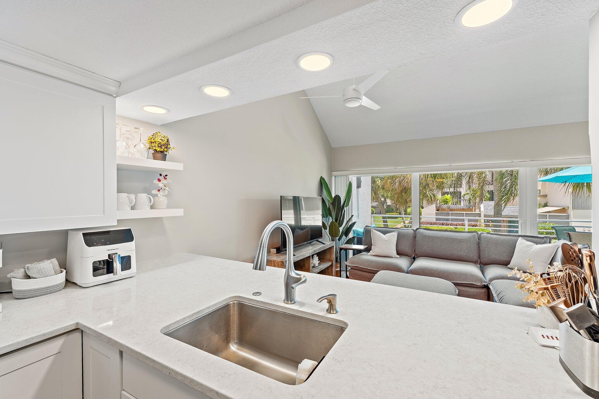 1605 S Us Highway 1 209m2, Jupiter, FL 33477 — photo 12 of 26