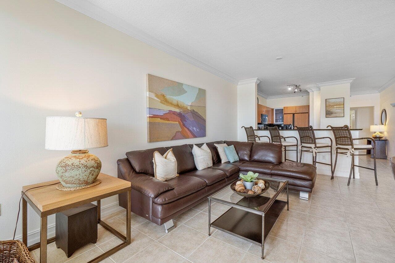 806 E Windward 301 Way 301, Lantana, FL 33462 — photo 13 of 45