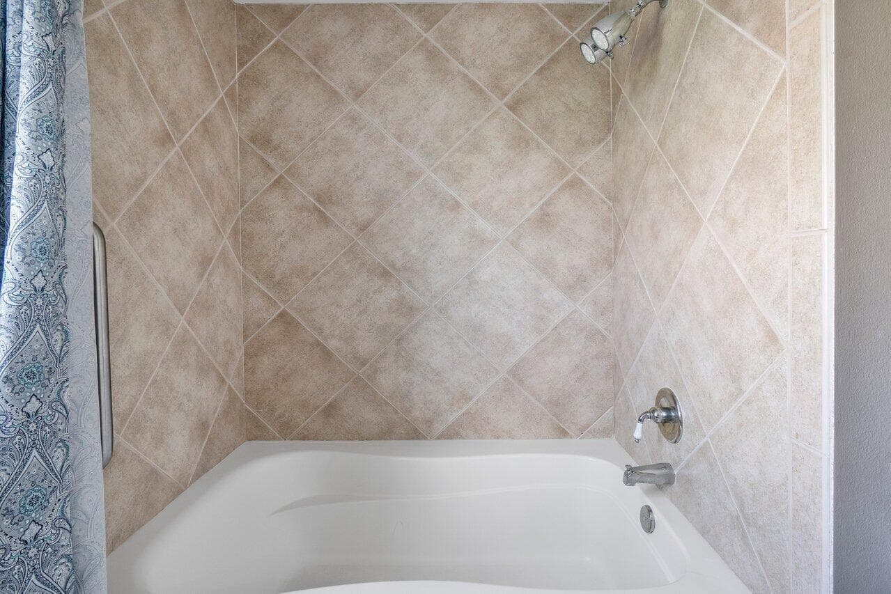 806 E Windward 301 Way 301, Lantana, FL 33462 — photo 23 of 45