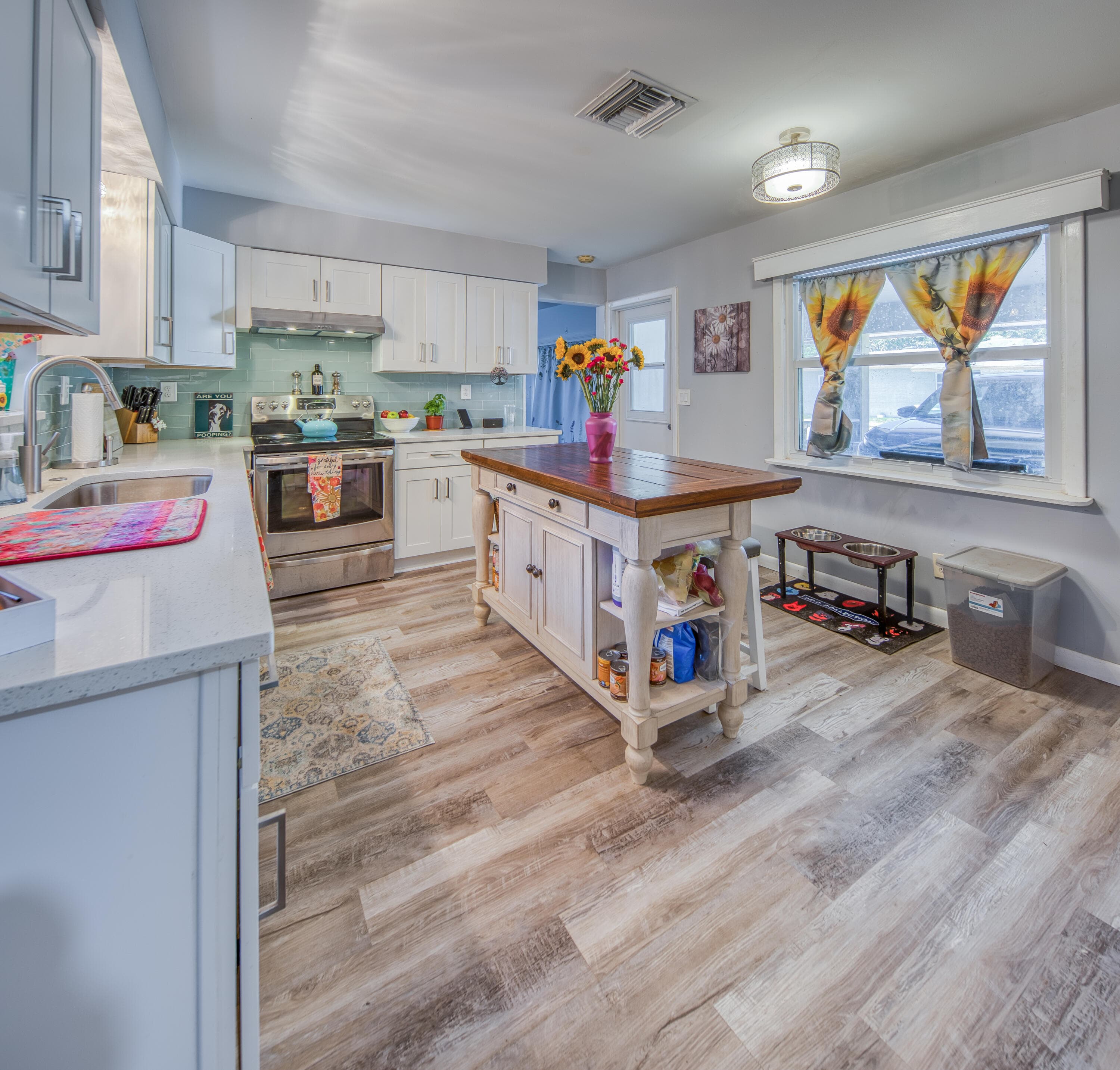 1430 N N Street, Lake Worth Beach, FL 33460 — photo 1 of 40