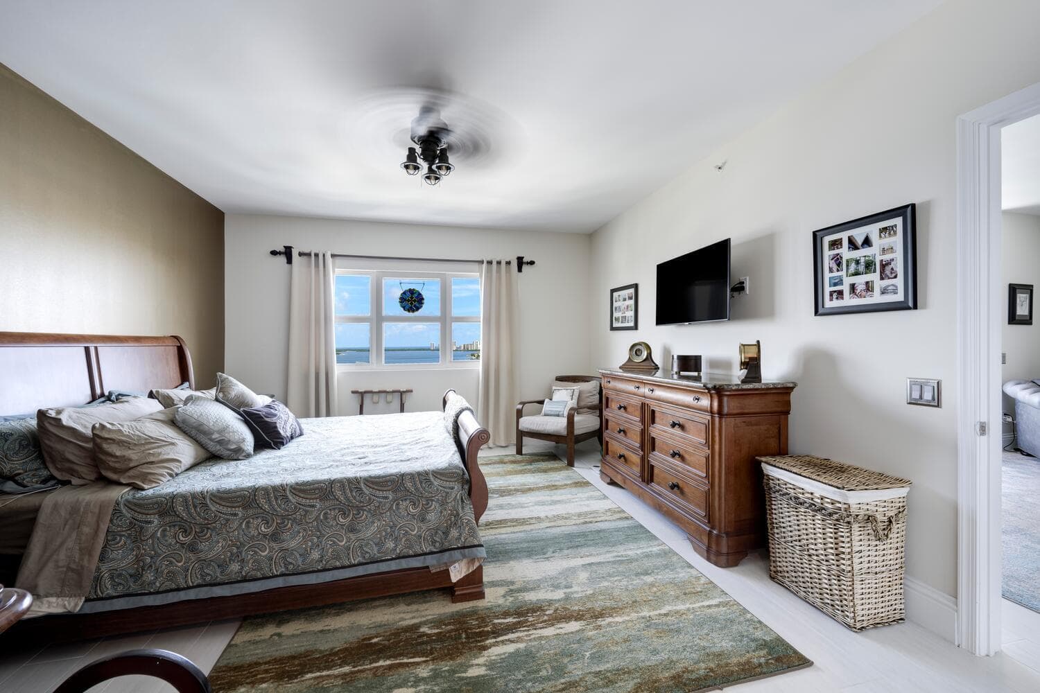 2650 Lake Shore Drive 1602, Riviera Beach, FL 33404 — photo 13 of 37