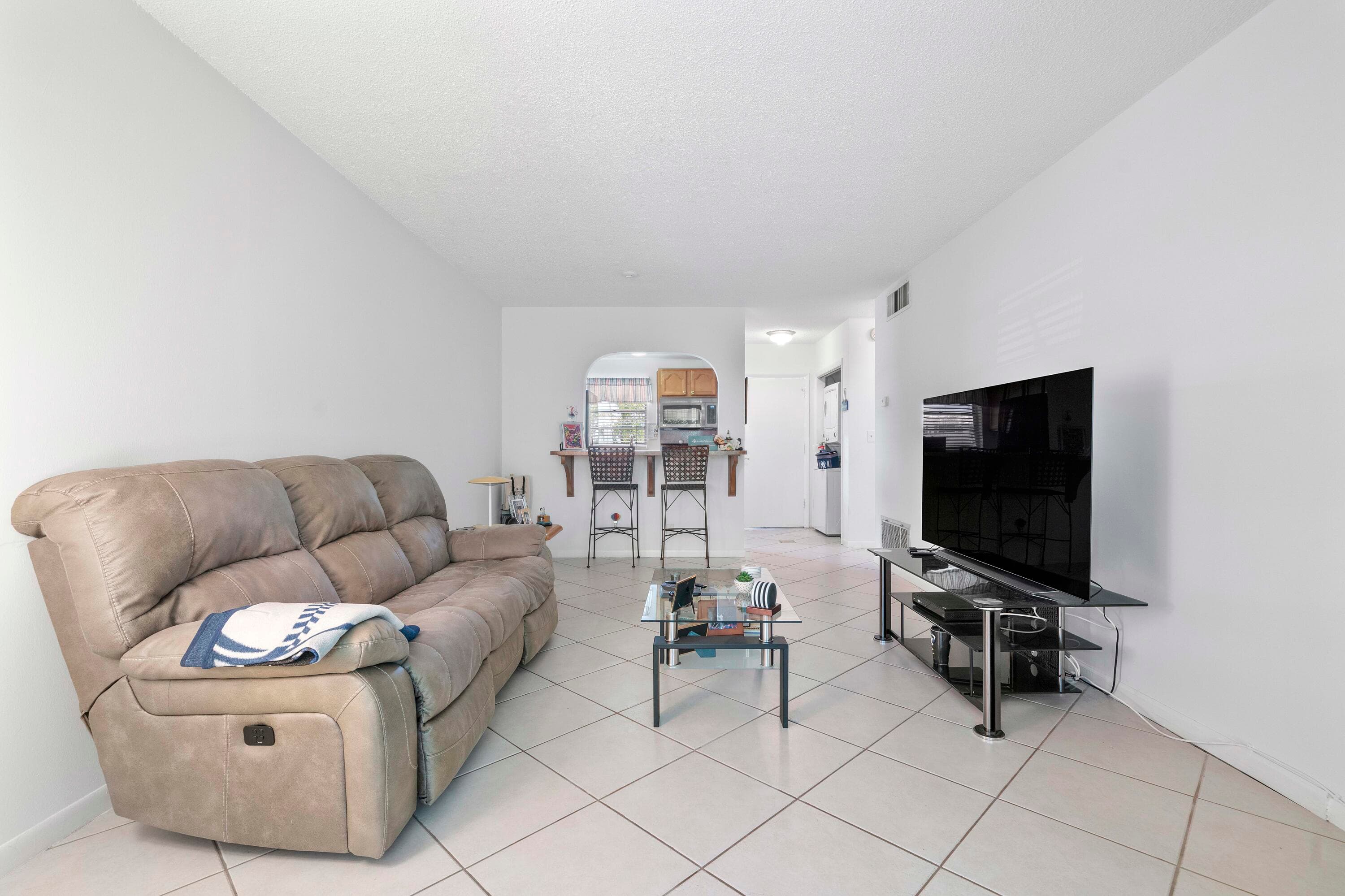 1115 Lake Terrace 111, Boynton Beach, FL 33426 — photo 3 of 19