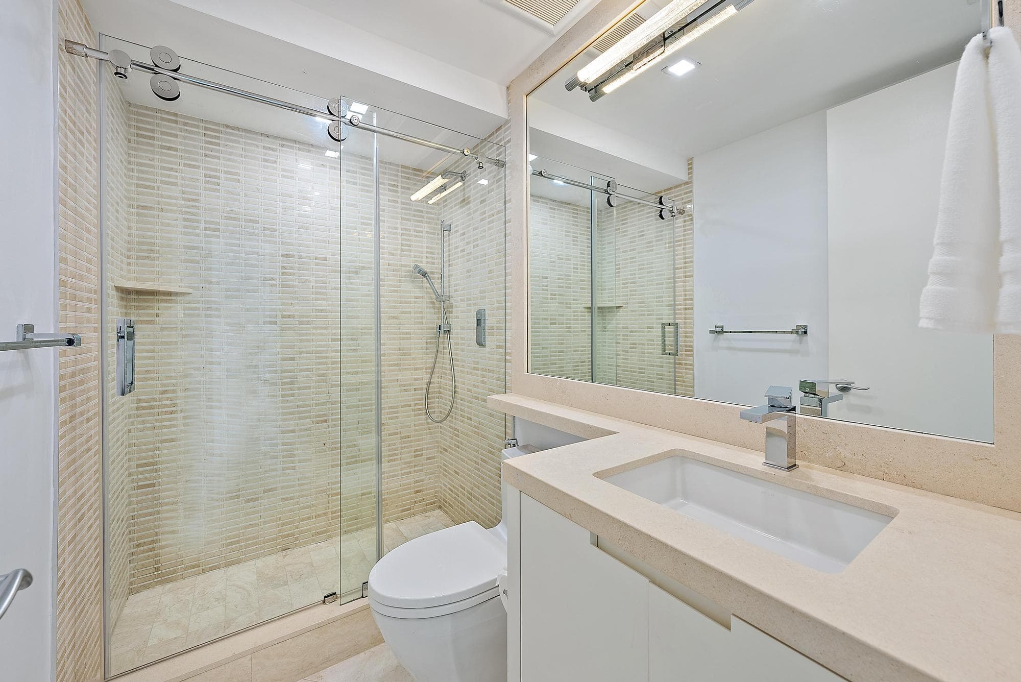 Condominium in Boca Raton — photo 33 of 46