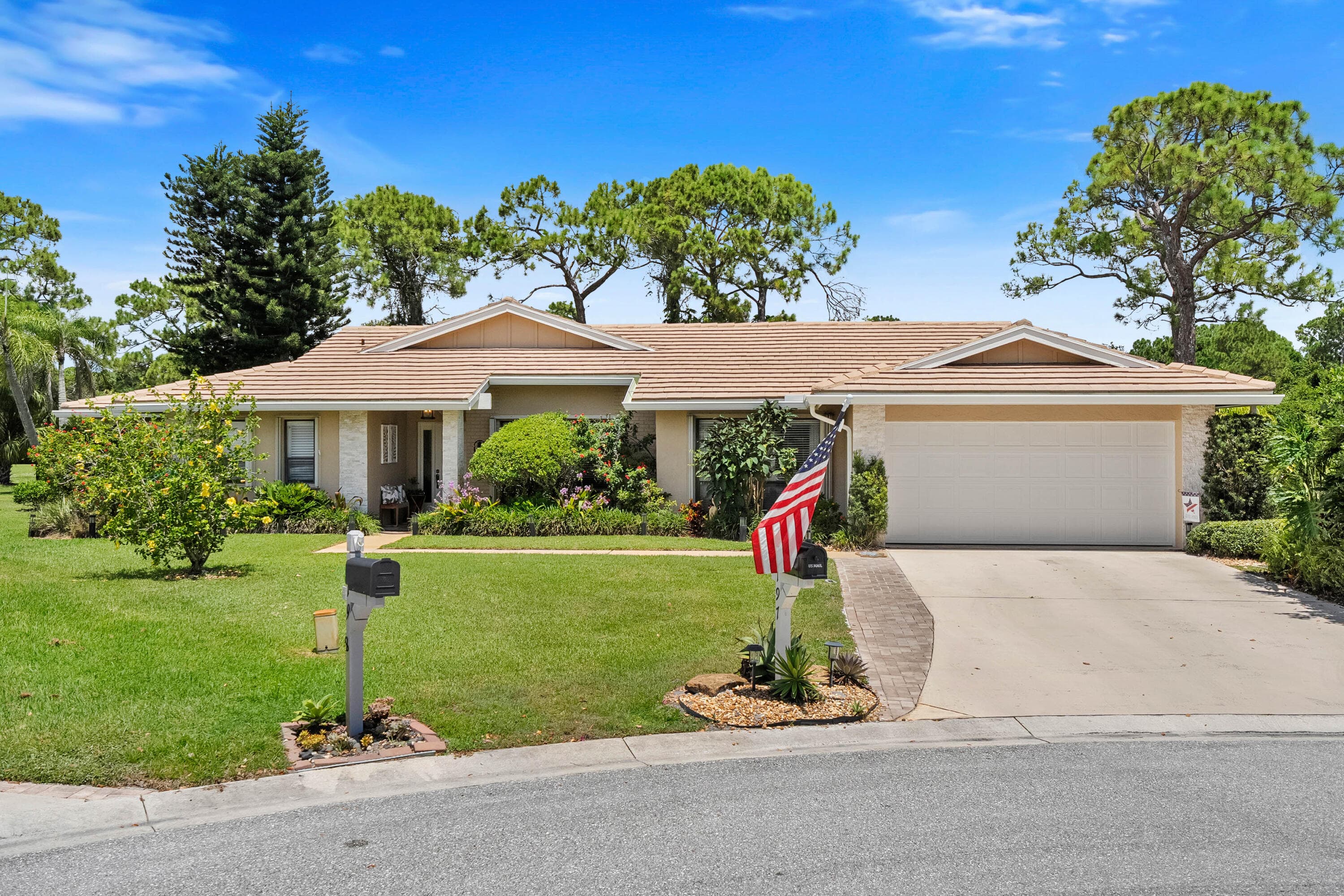 4197 SW Heronwood Terrace, Palm City, FL 34990 — photo 1 of 39