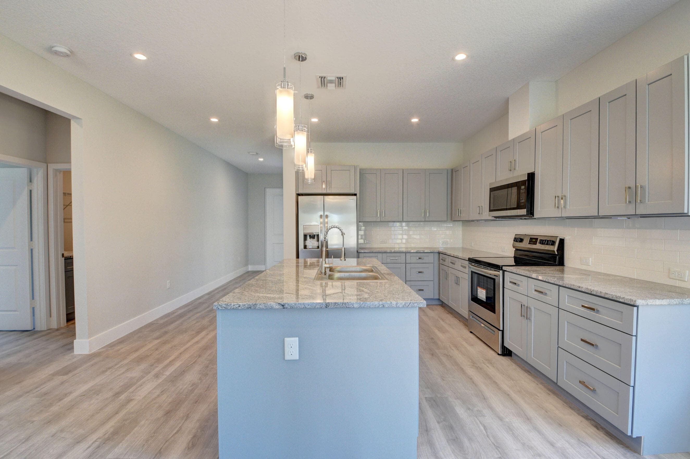 715 NW 1st Street, Delray Beach, FL 33444 — photo 16 of 39