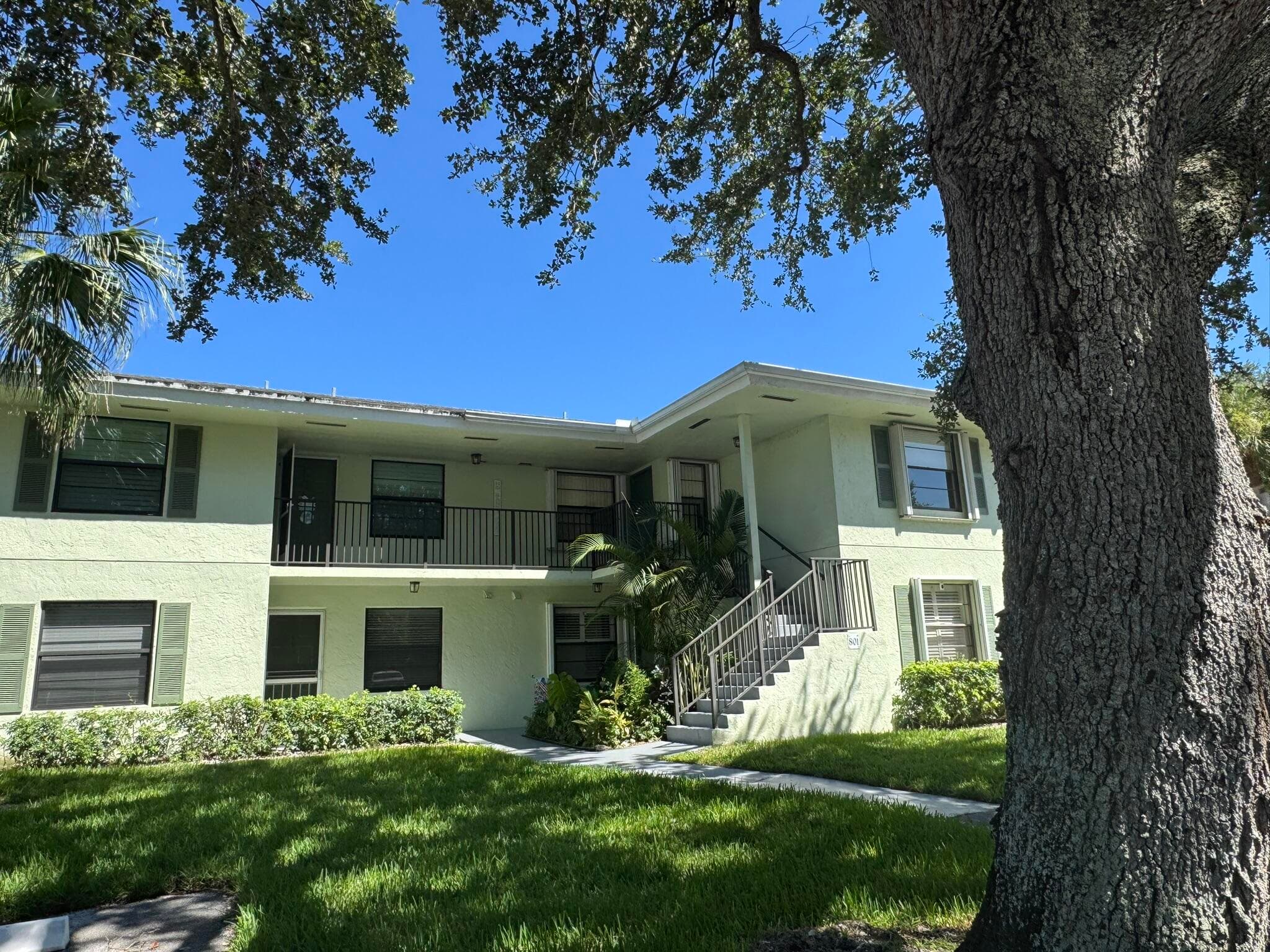 801 Sabal Ridge Circle H, Palm Beach Gardens, FL 33418 — photo 1 of 42