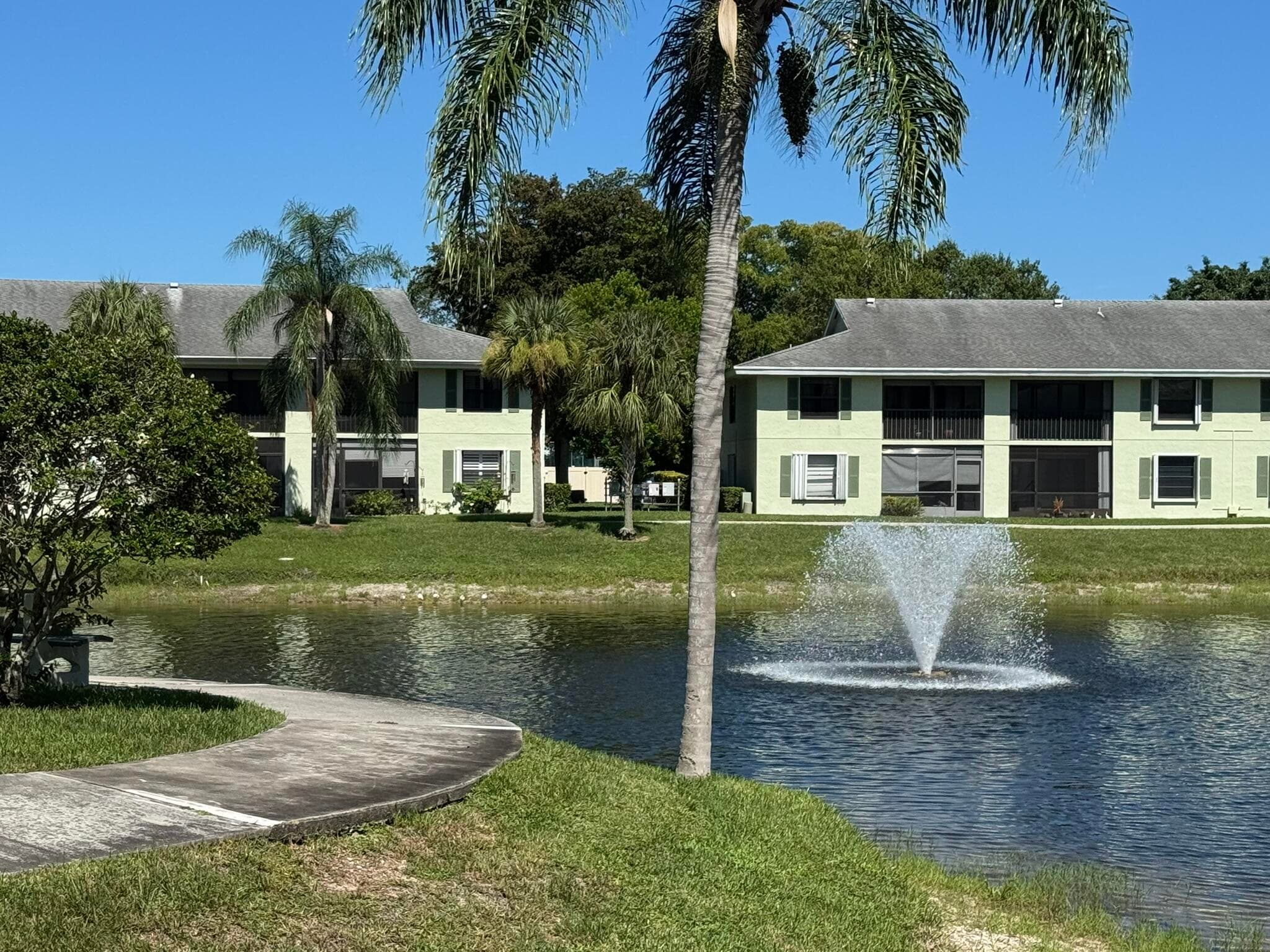 801 Sabal Ridge Circle H, Palm Beach Gardens, FL 33418 — photo 2 of 42