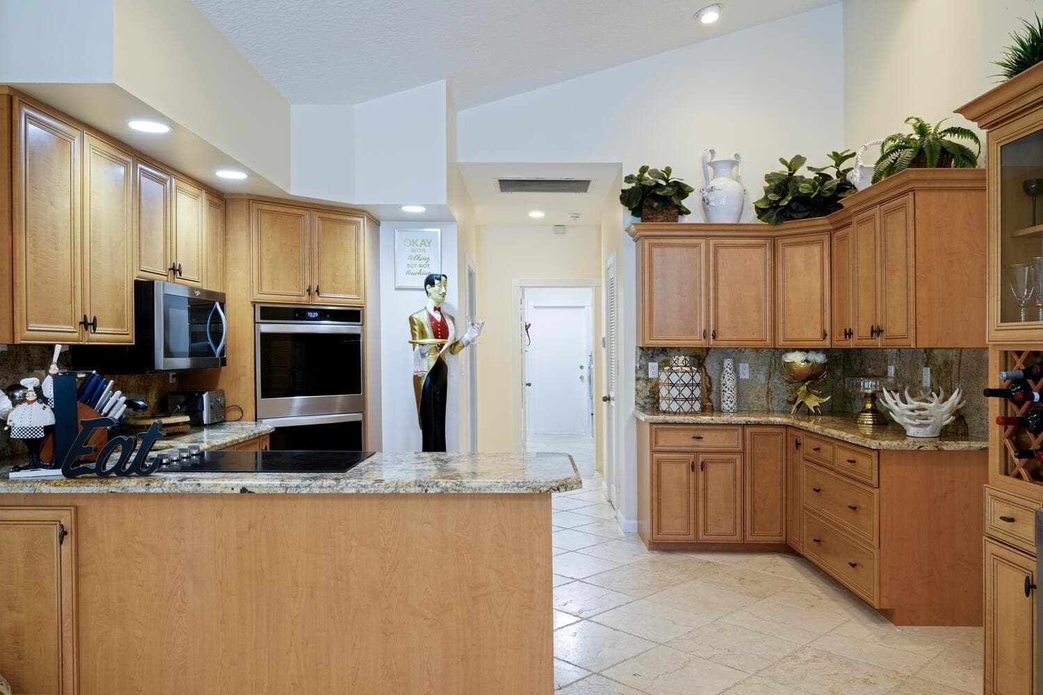 7 Graemoor Terrace, Palm Beach Gardens, FL 33418 — photo 10 of 62