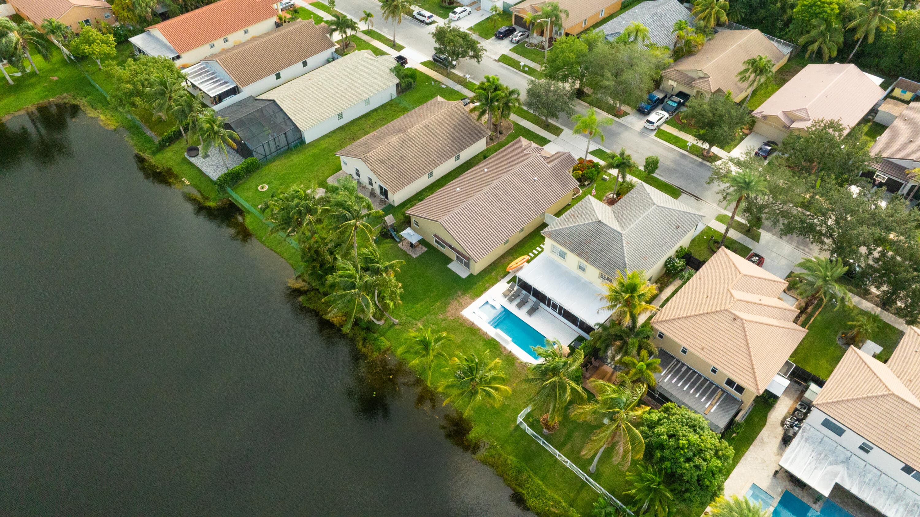 370 SW 203rd Avenue, Pembroke Pines, FL 33029 — photo 36 of 40