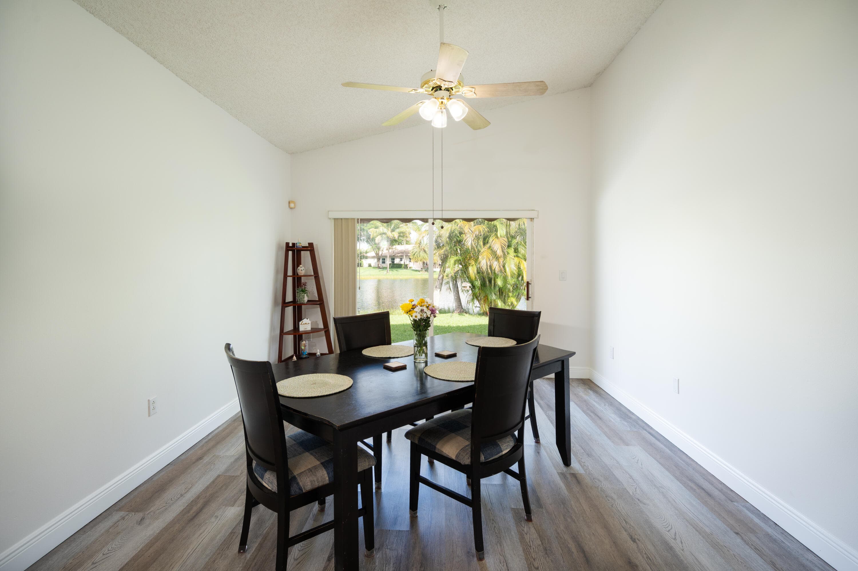 370 SW 203rd Avenue, Pembroke Pines, FL 33029 — photo 13 of 40