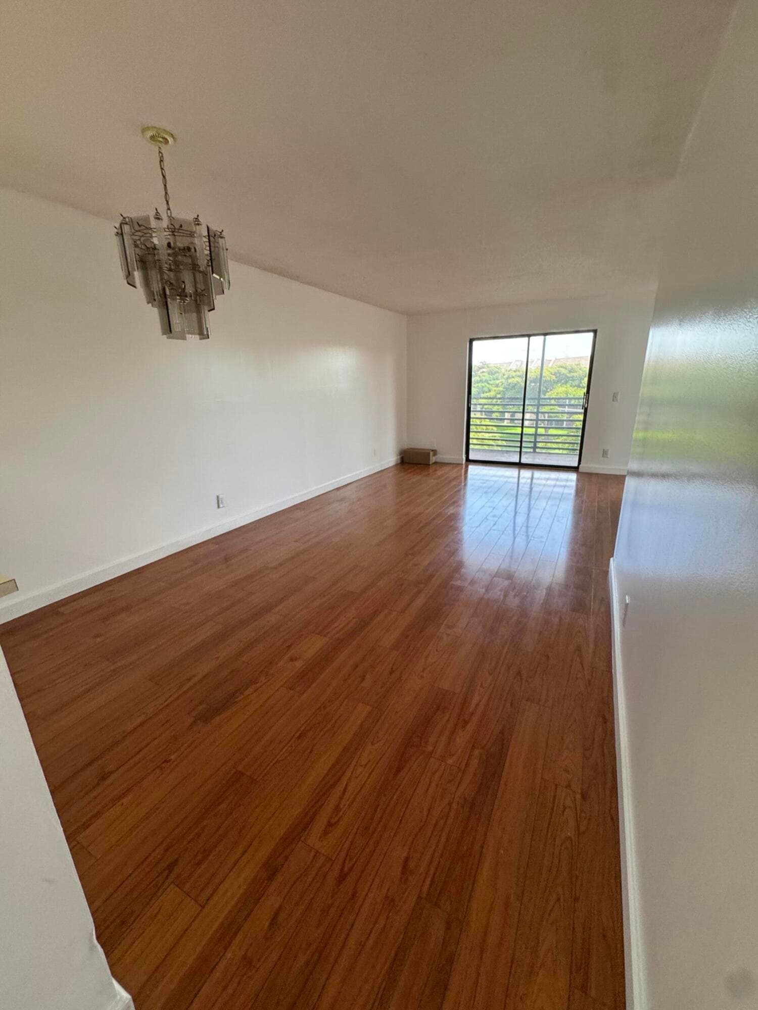 10304 Sunrise Lakes Blvd 312, Sunrise, FL 33322 — photo 4 of 10