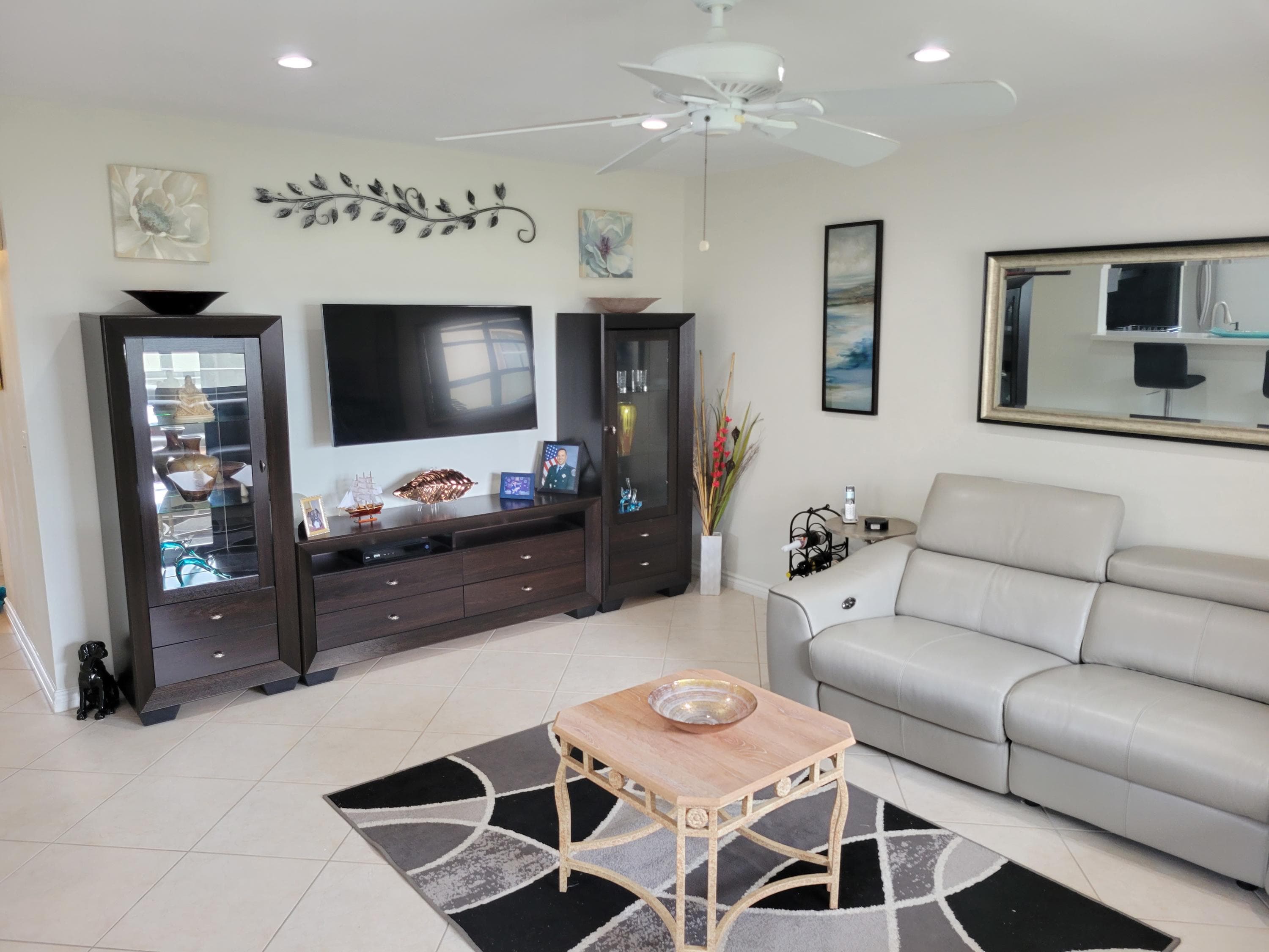 662 Burgundy N, Delray Beach, FL 33484 — photo 10 of 23