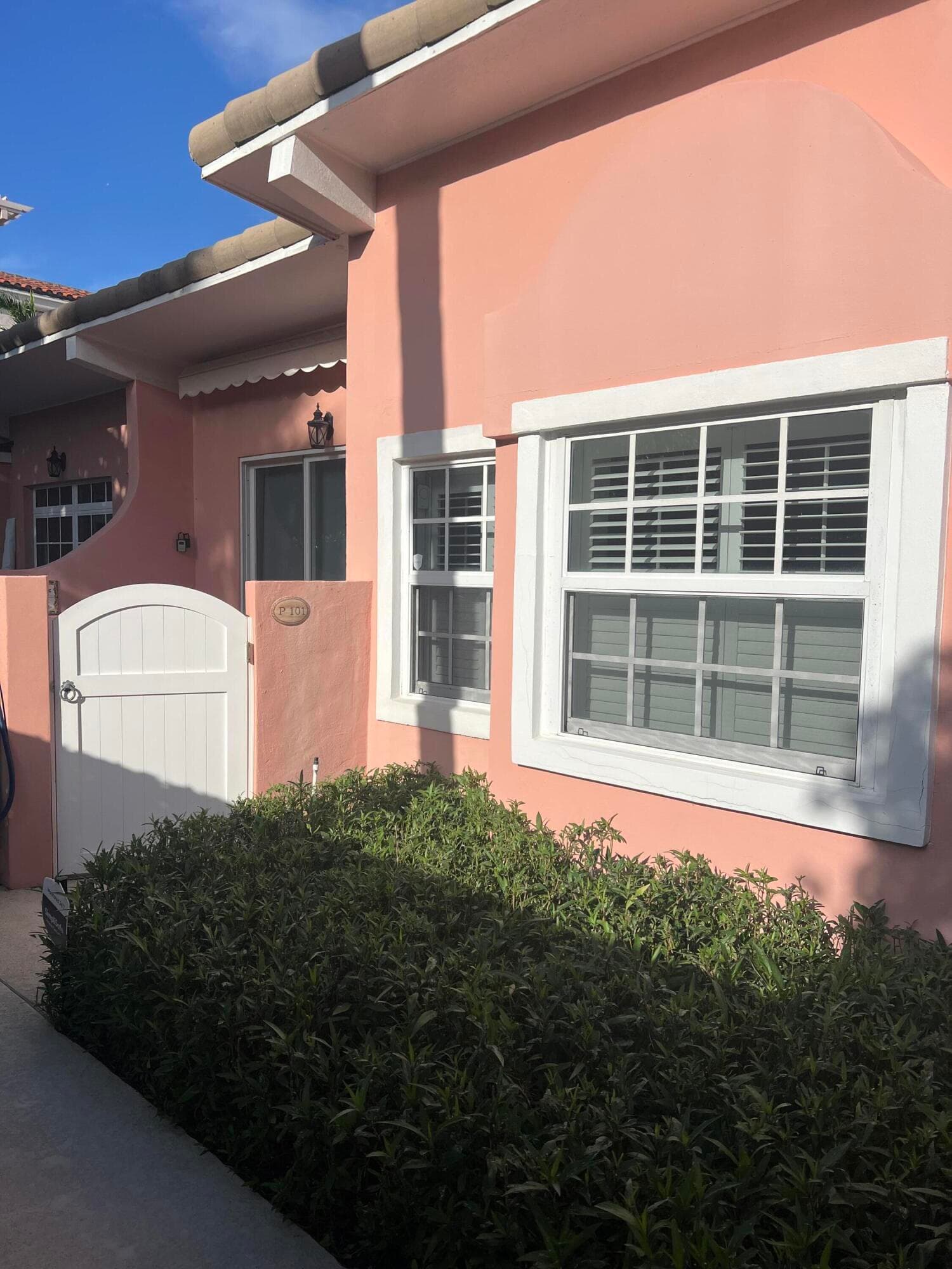 142 Peruvian Avenue 101, Palm Beach, FL 33480 — photo 3 of 4