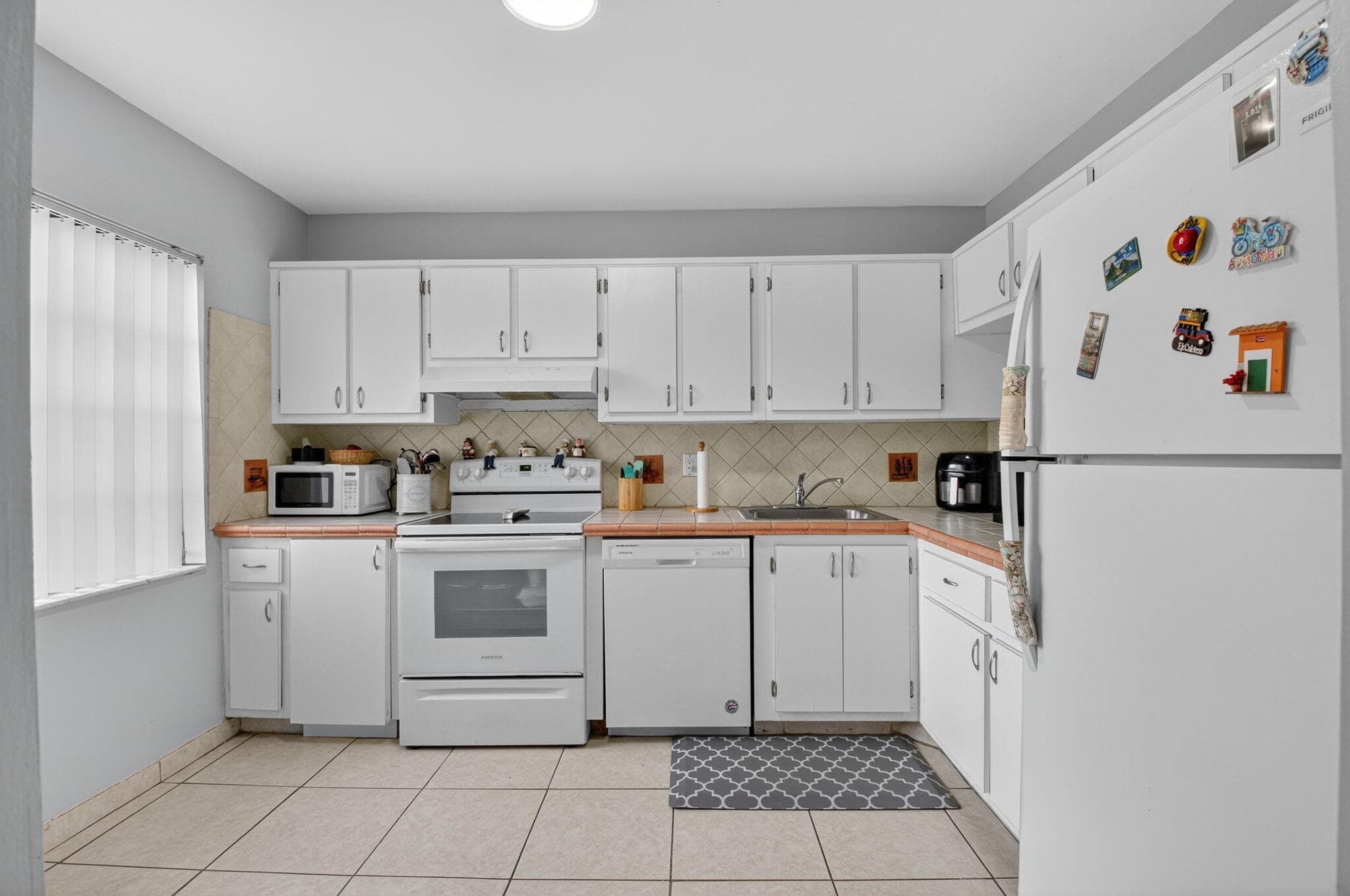 21214 Lago Circle 8f, Boca Raton, FL 33433 — photo 6 of 38