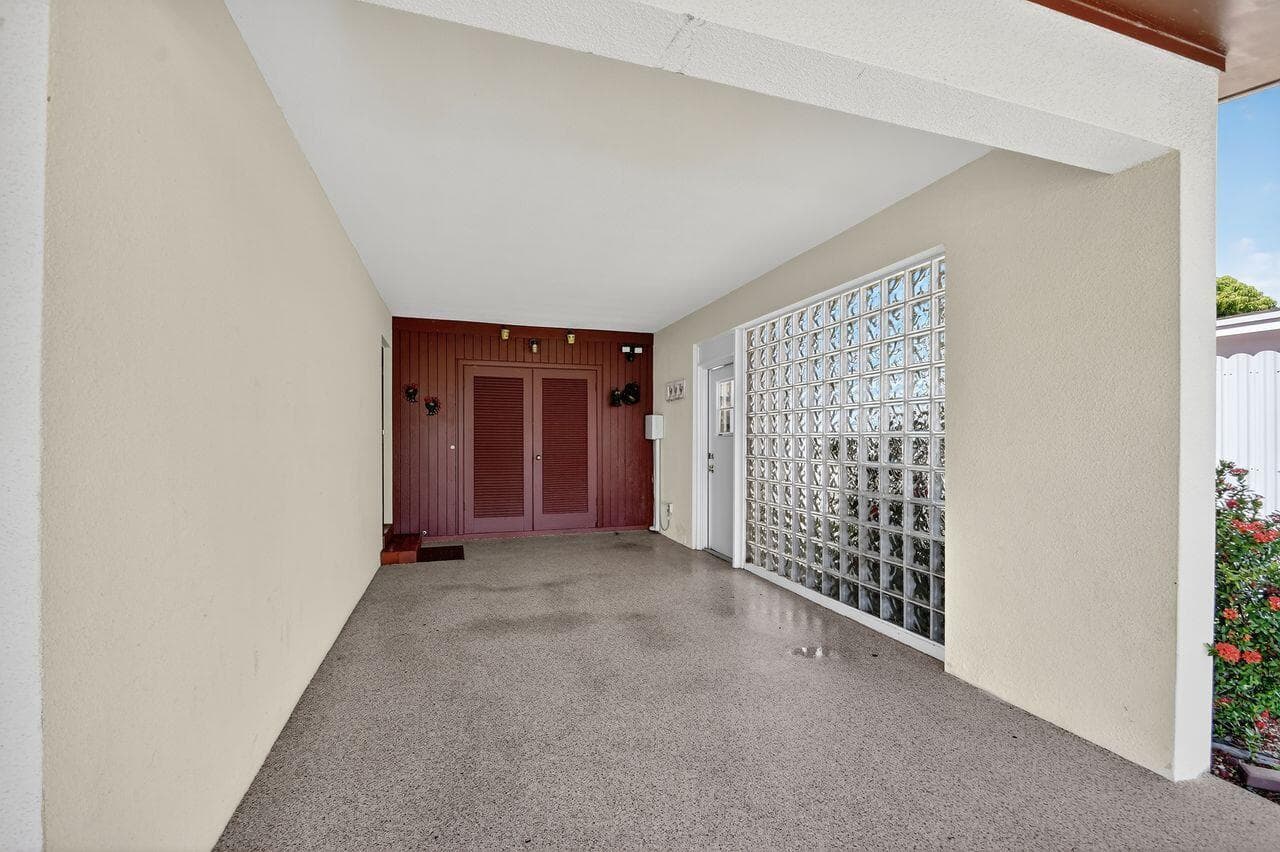 133 Greenbrier Drive, Palm Springs, FL 33461 — photo 5 of 66