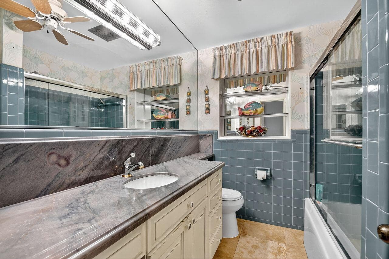 133 Greenbrier Drive, Palm Springs, FL 33461 — photo 12 of 66