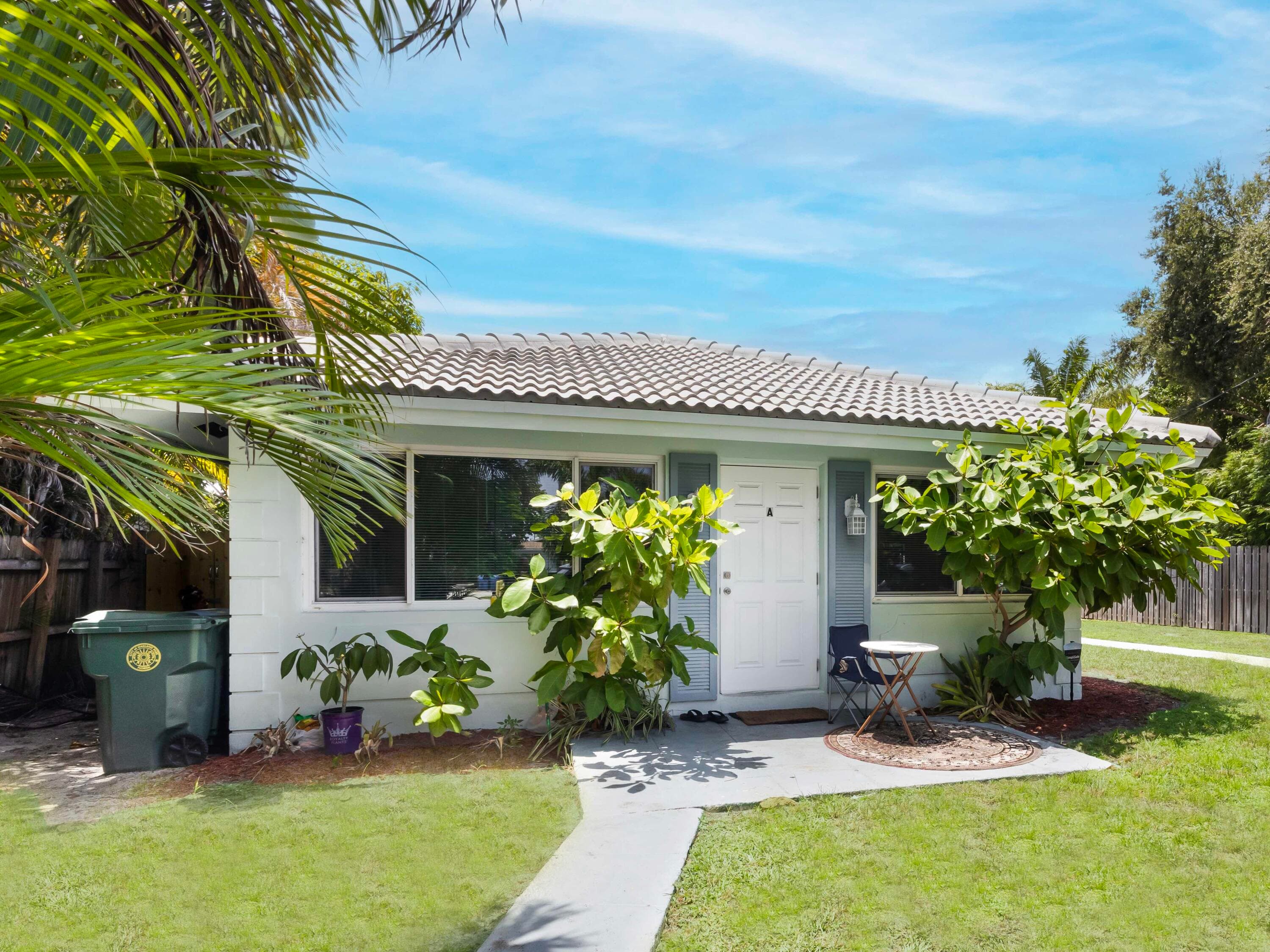 1680 NE 34th Lane, Oakland Park, FL 33334 — photo 6 of 49