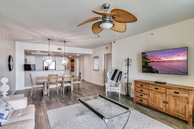 2650 Lake Shore Drive 2203, Riviera Beach, FL 33404 — photo 11 of 49