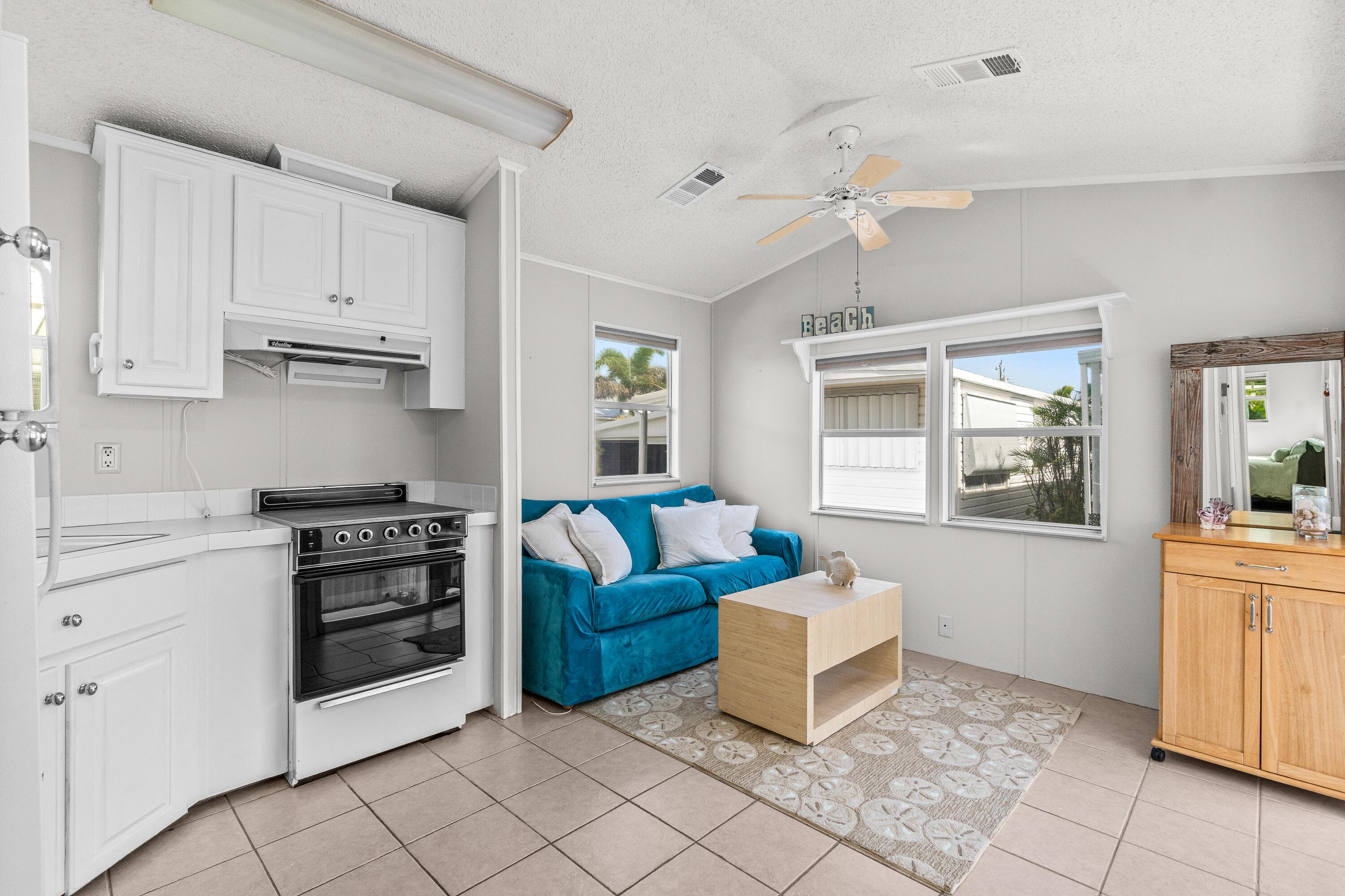 12 Hibiscus Drive H, Briny Breezes, FL 33435 — photo 5 of 15