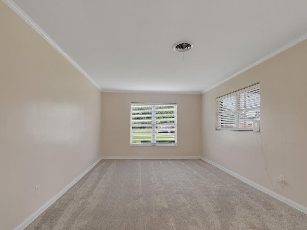 4606 30th Ave, Vero Beach, FL 32967 — photo 12 of 32