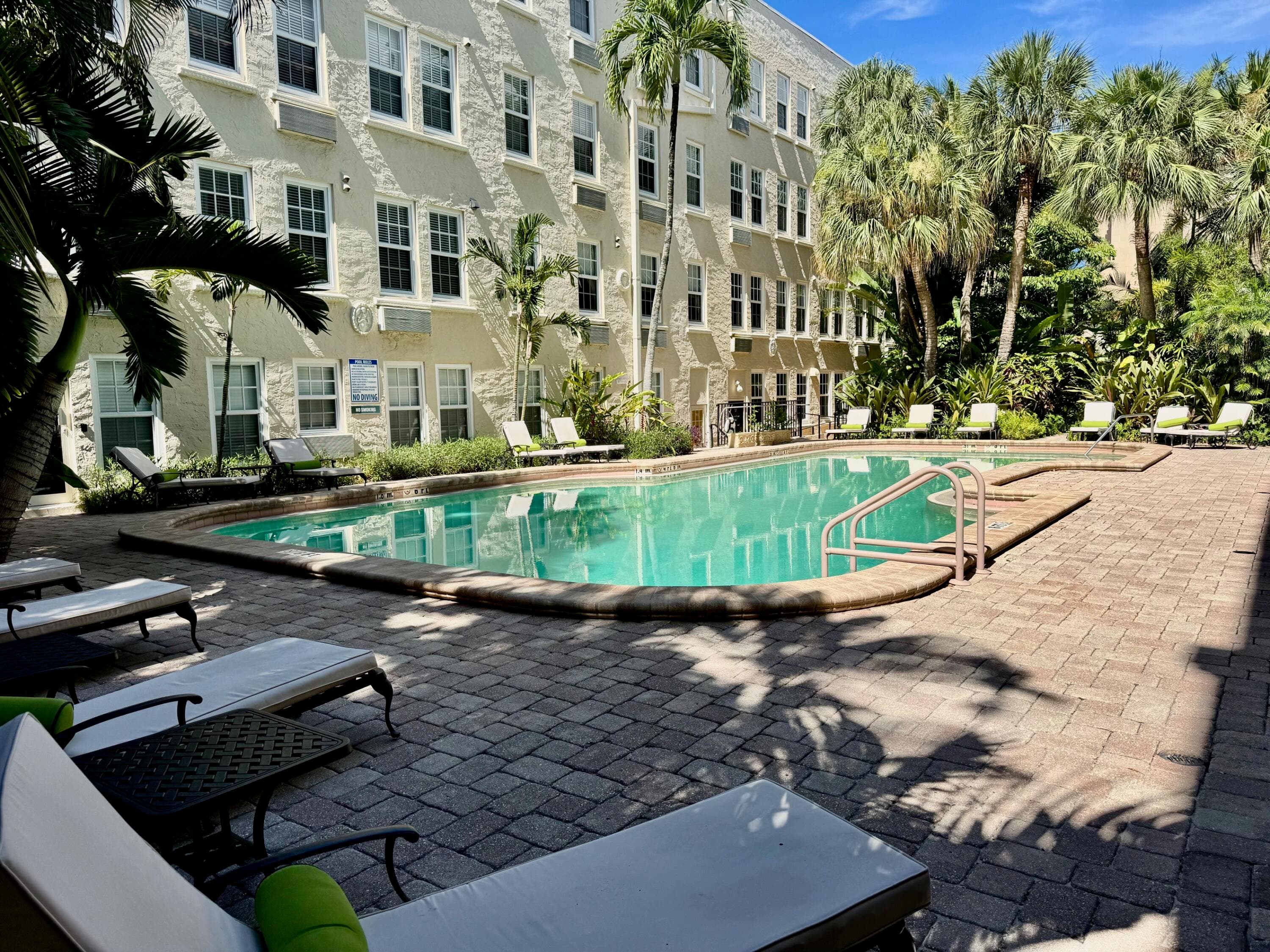 235 Sunrise Avenue Unit # 2008, Palm Beach, FL 33480 — photo 16 of 20