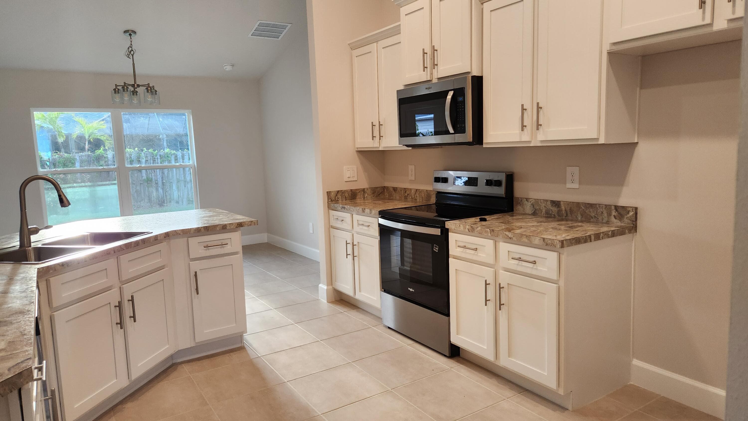 3009 SW Savona Boulevard, Port St. Lucie, FL 34953 — photo 4 of 25