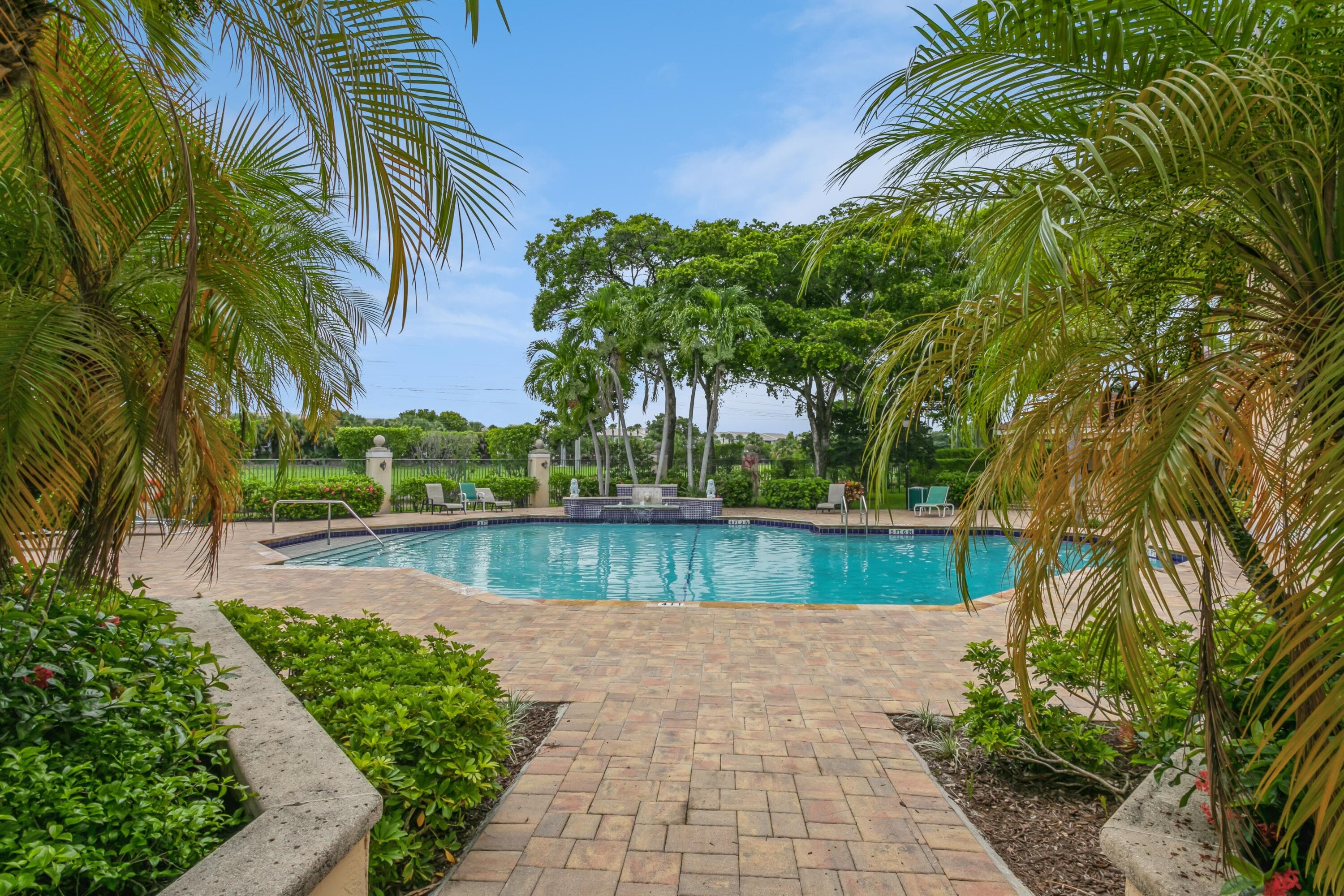 1715 Village Boulevard 201, West Palm Beach, FL 33409 — photo 24 of 33