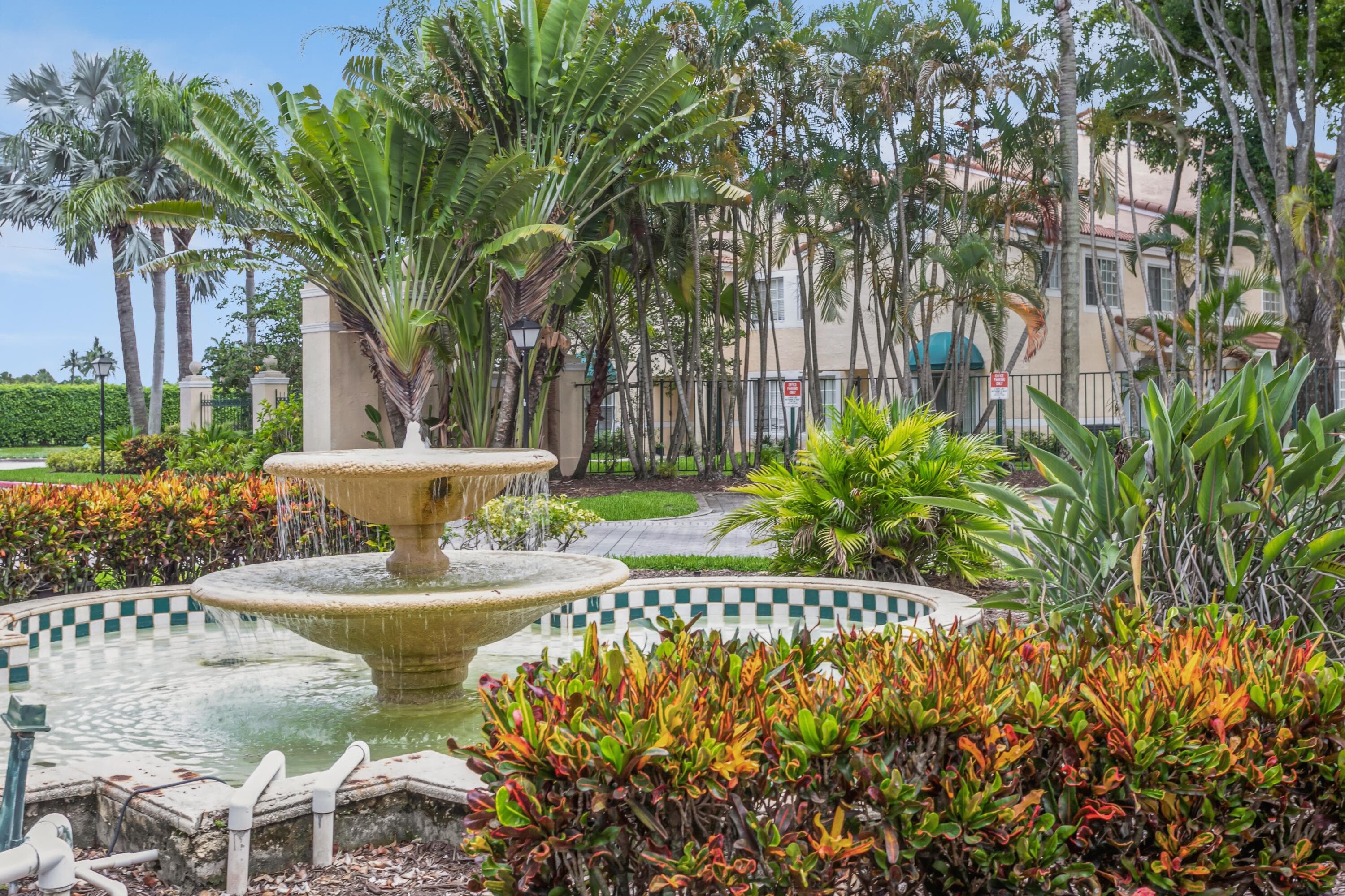 1715 Village Boulevard 201, West Palm Beach, FL 33409 — photo 30 of 33