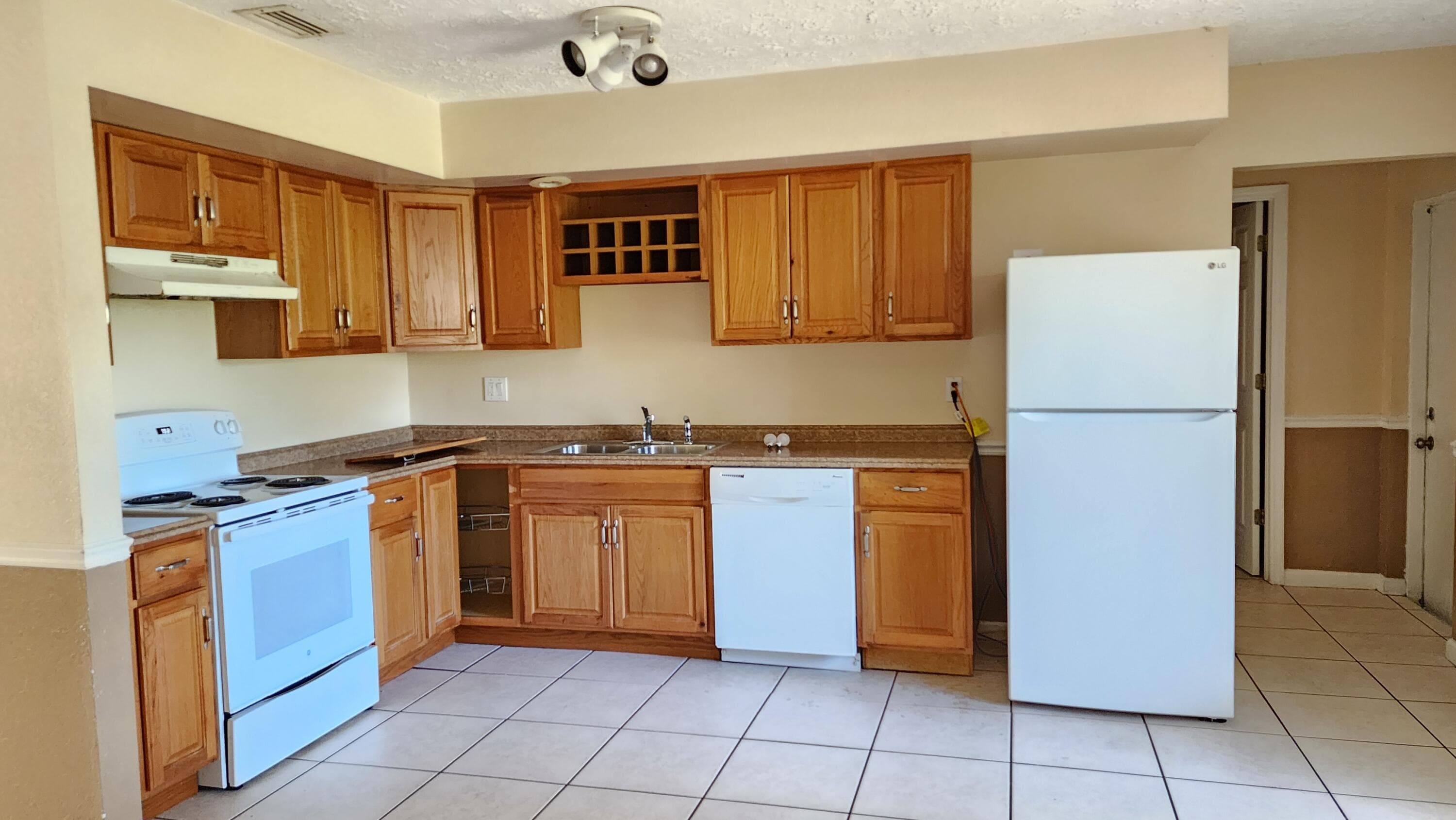 342 NE Surrey Street, Port St. Lucie, FL 34983 — photo 3 of 13