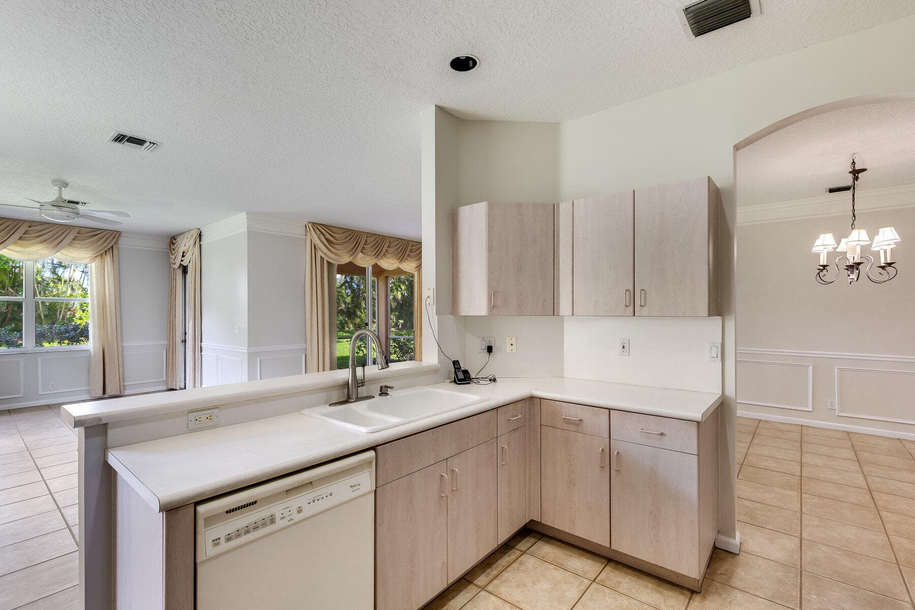 12908 Coral Lakes Drive, Boynton Beach, FL 33437 — photo 11 of 48
