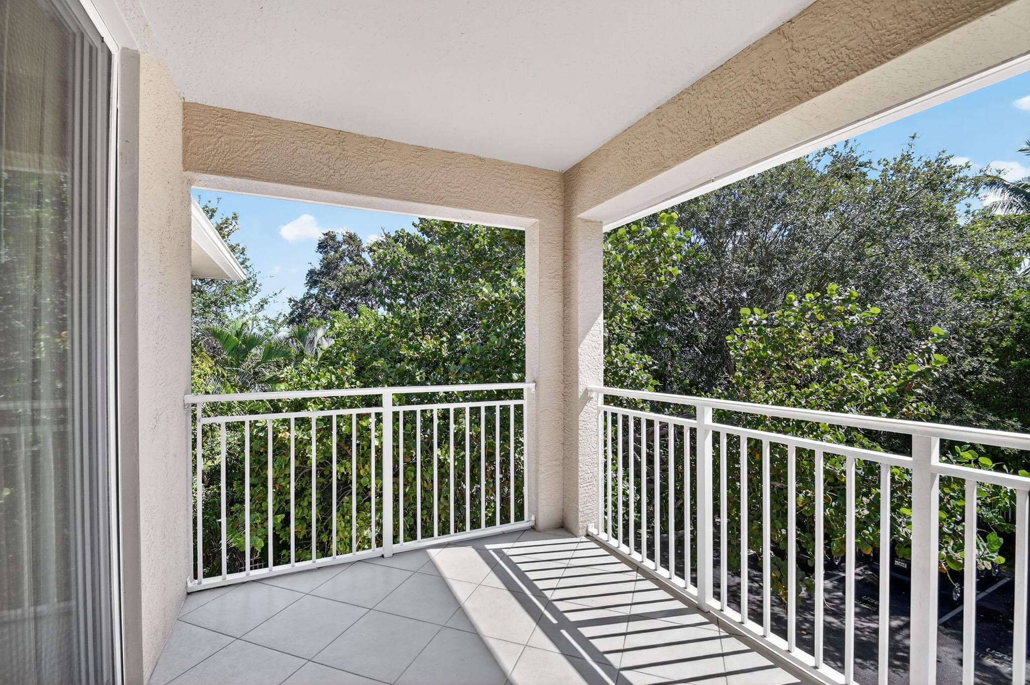 6511 Emerald Dunes Drive 304, West Palm Beach, FL 33411 — photo 22 of 75