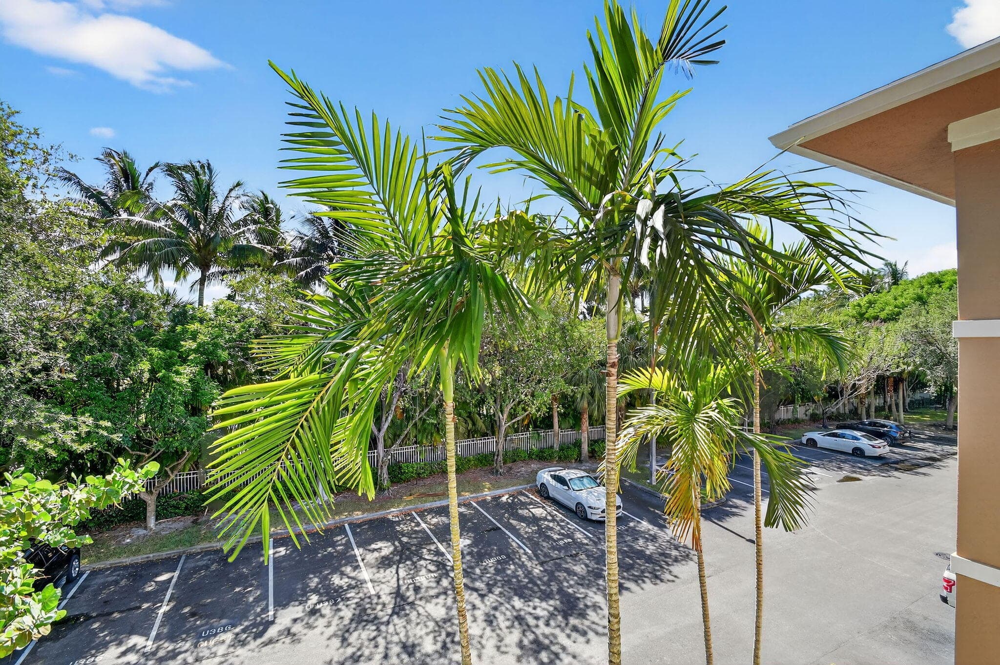 6511 Emerald Dunes Drive 304, West Palm Beach, FL 33411 — photo 25 of 75