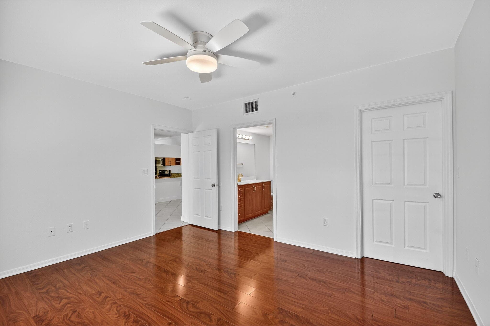 6511 Emerald Dunes Drive 304, West Palm Beach, FL 33411 — photo 30 of 75