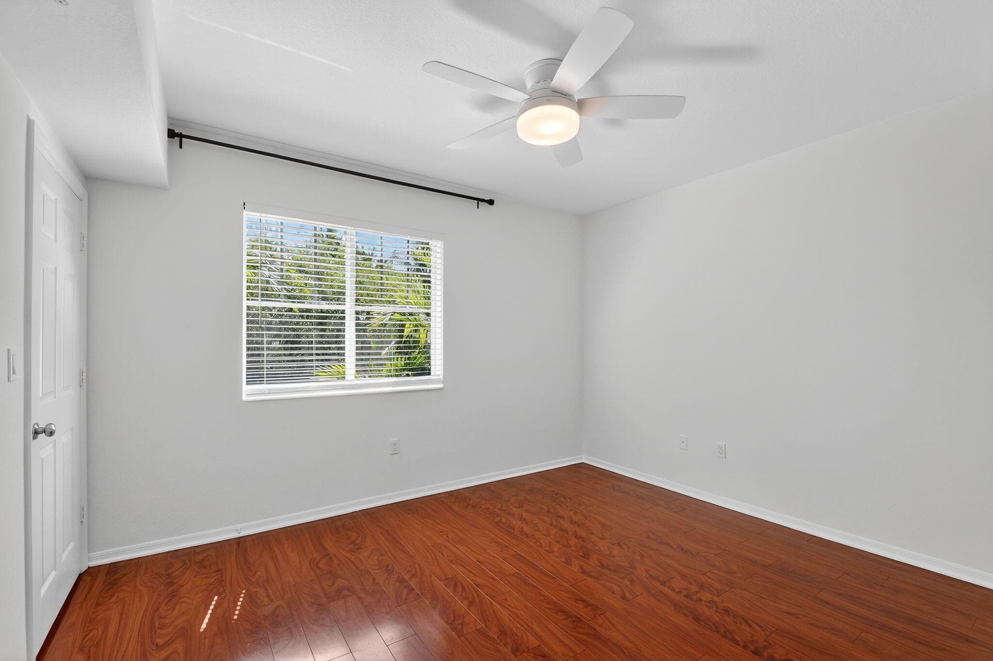 6511 Emerald Dunes Drive 304, West Palm Beach, FL 33411 — photo 37 of 75