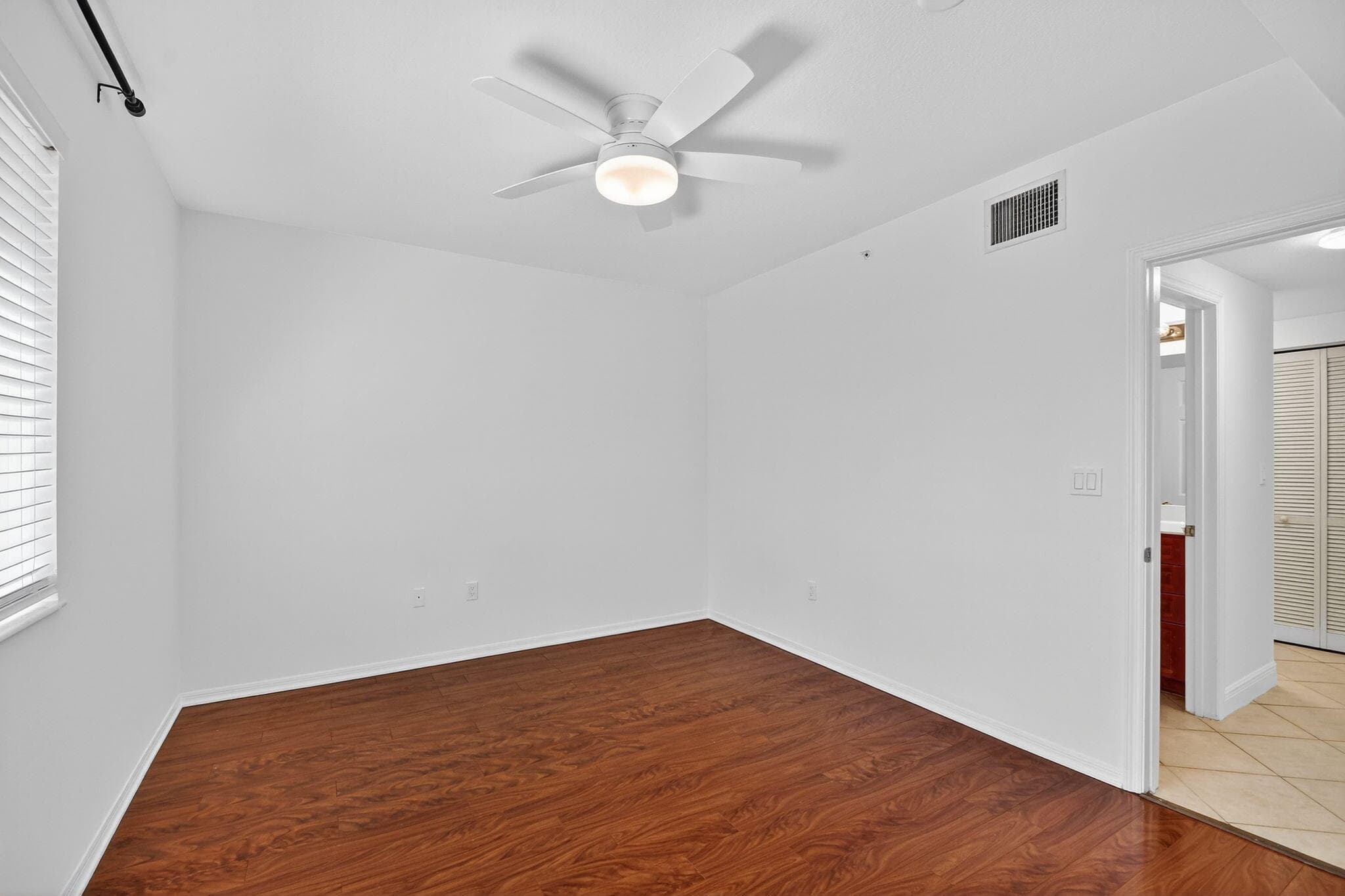 6511 Emerald Dunes Drive 304, West Palm Beach, FL 33411 — photo 39 of 75