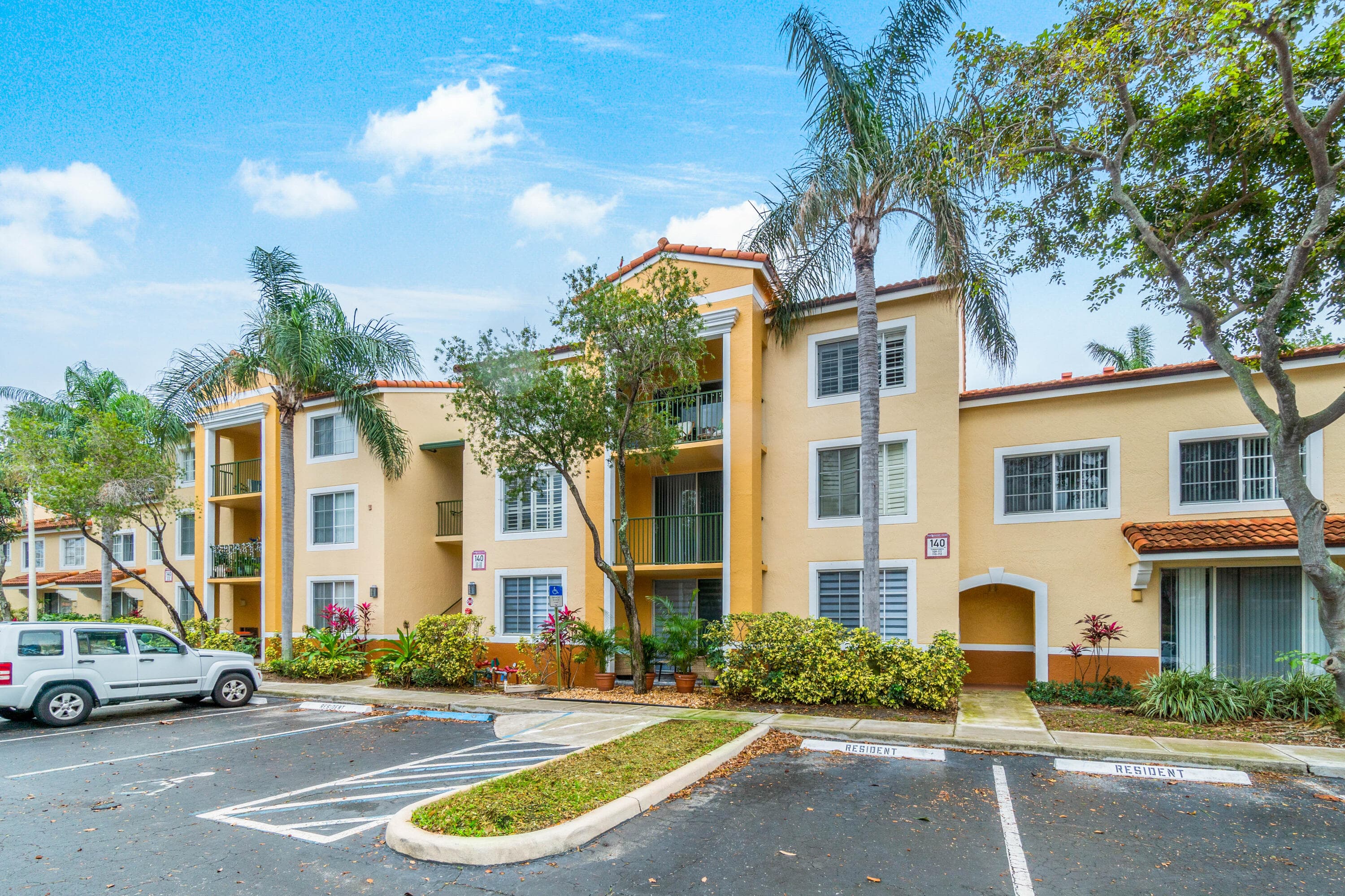 140 Yacht Club 107 Way 107, Hypoluxo, FL 33462 — photo 24 of 52