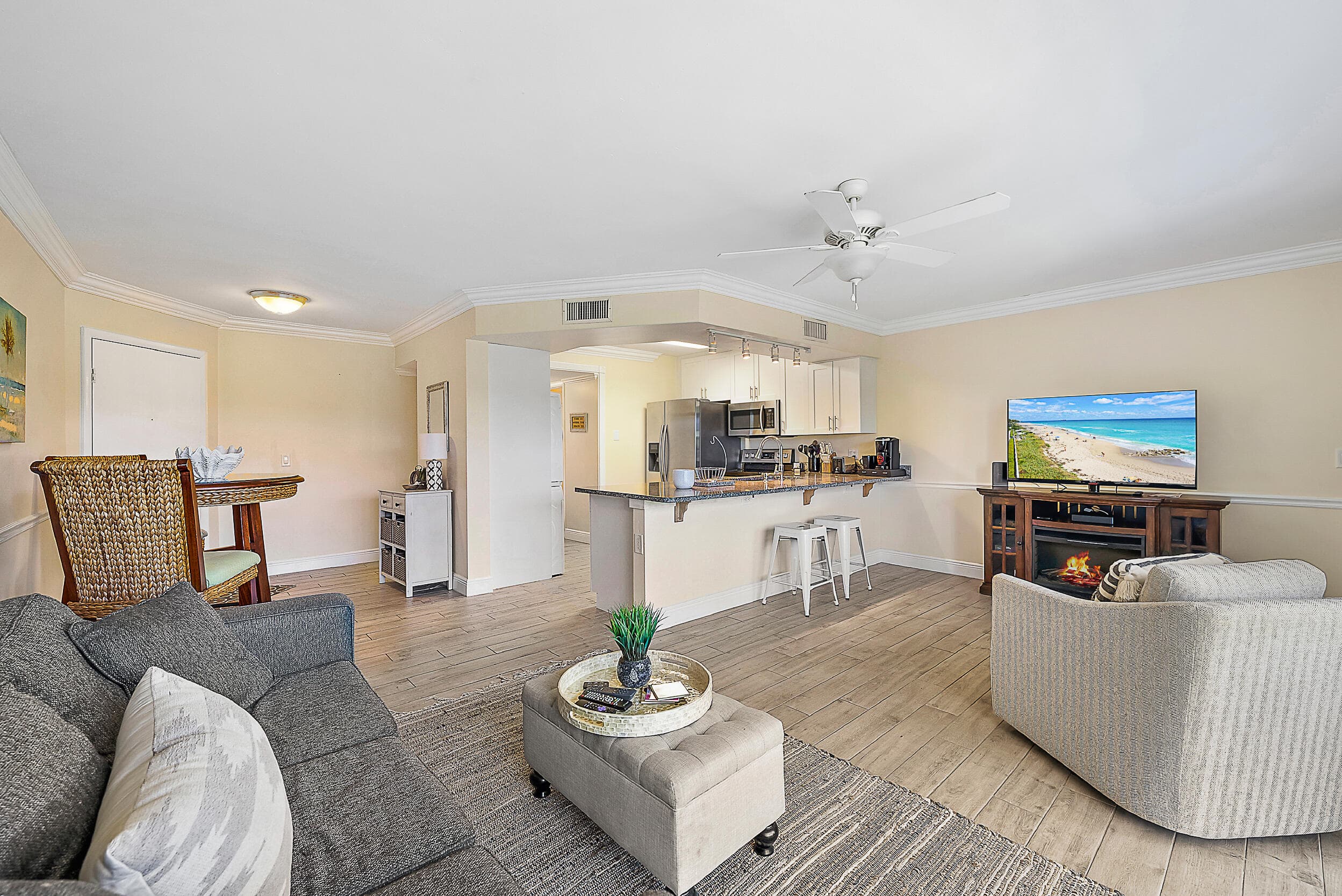 1605 S Us Highway 1 104v4, Jupiter, FL 33477 — photo 17 of 40