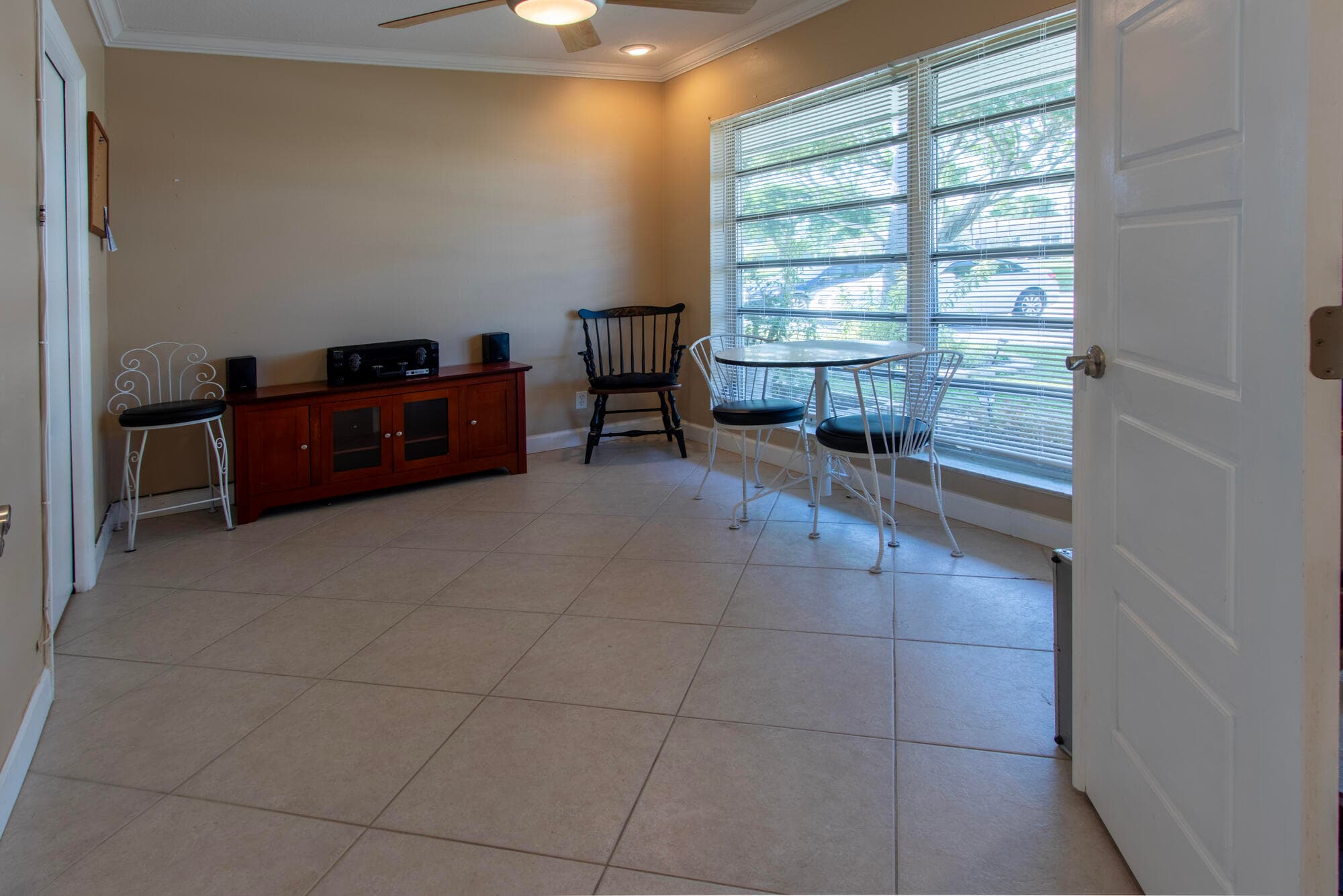 8666 Bella Vista Drive 111, Boca Raton, FL 33433 — photo 3 of 25